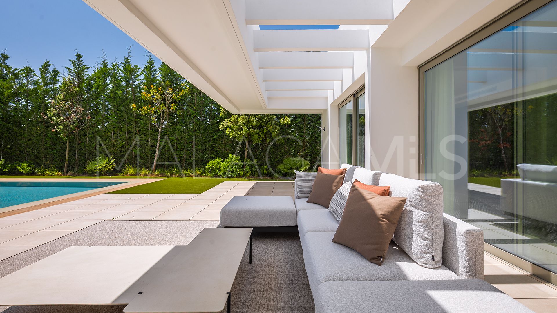 El Paraiso, villa de 5 bedrooms for sale