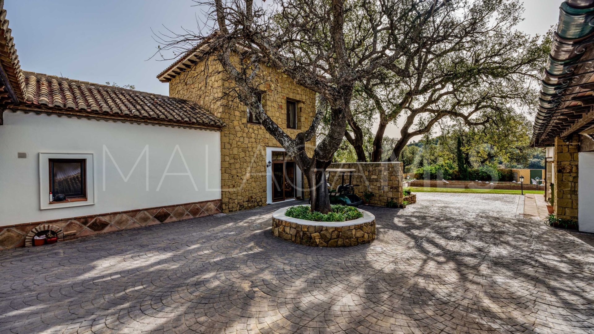 Egendom for sale in La Mairena