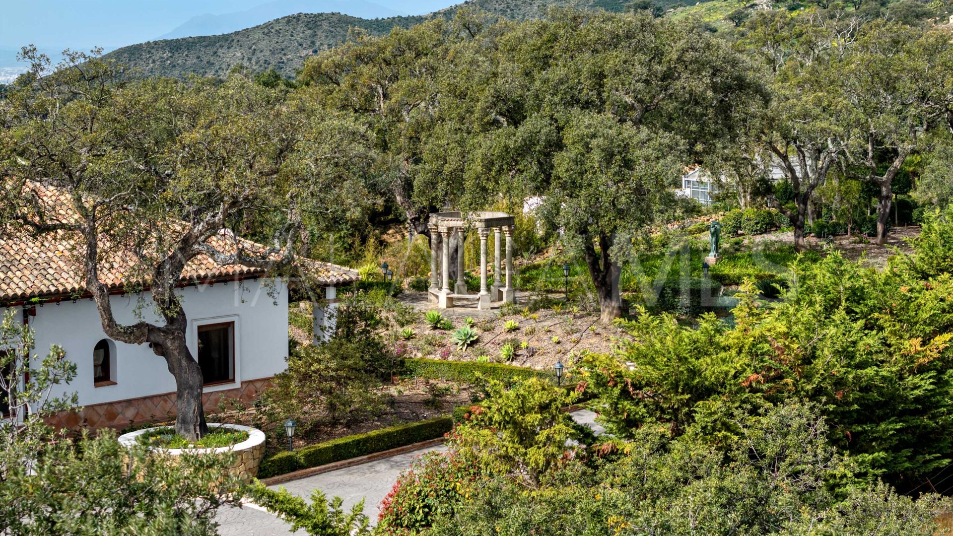 Egendom for sale in La Mairena