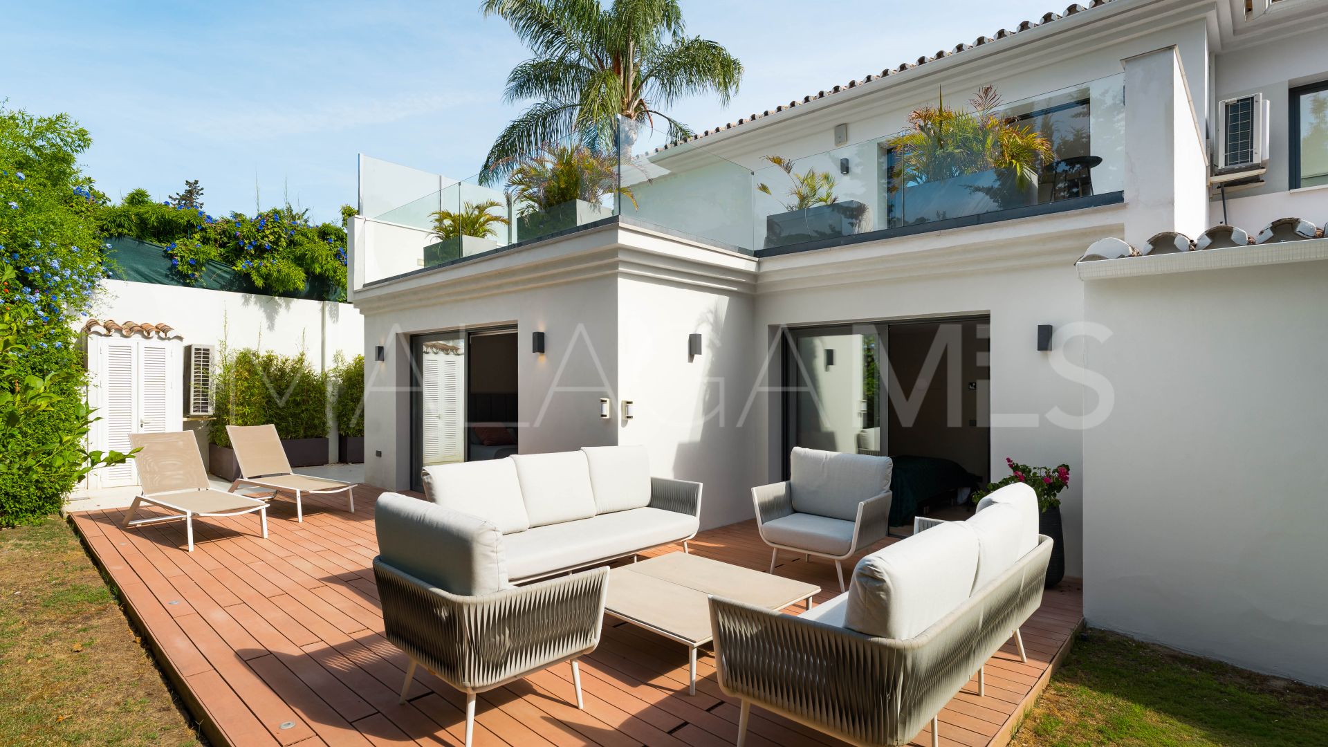Villa for sale in Las Brisas