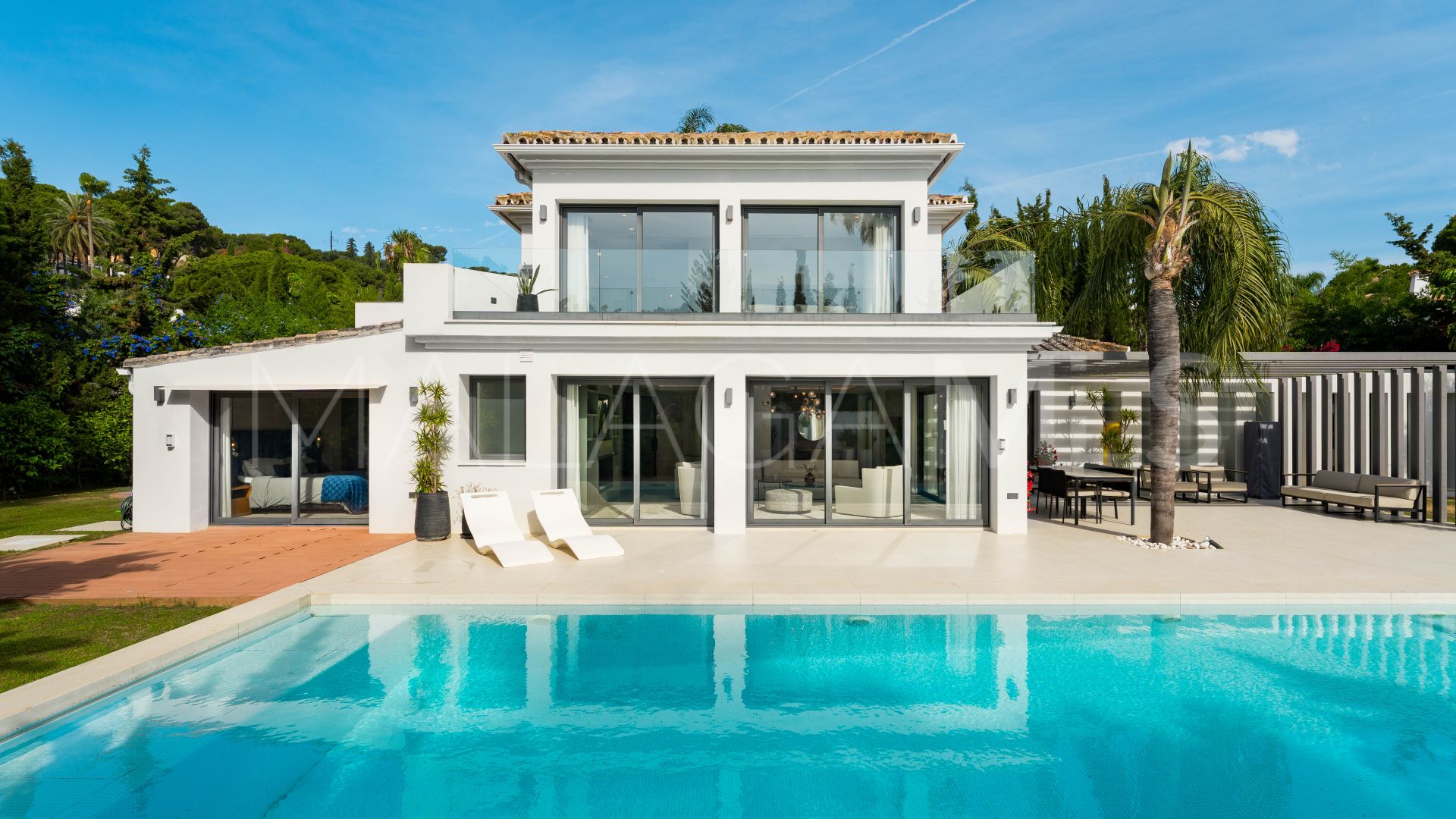 Villa for sale in Las Brisas
