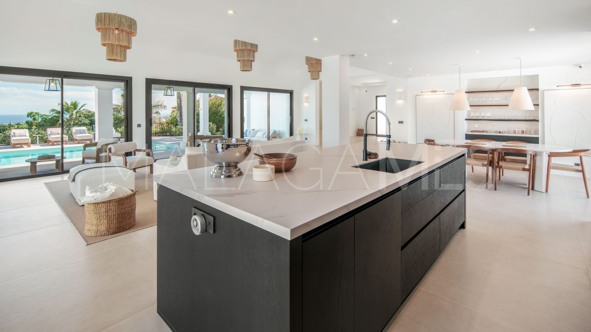Villa de 5 bedrooms for sale in Puerto del Almendro