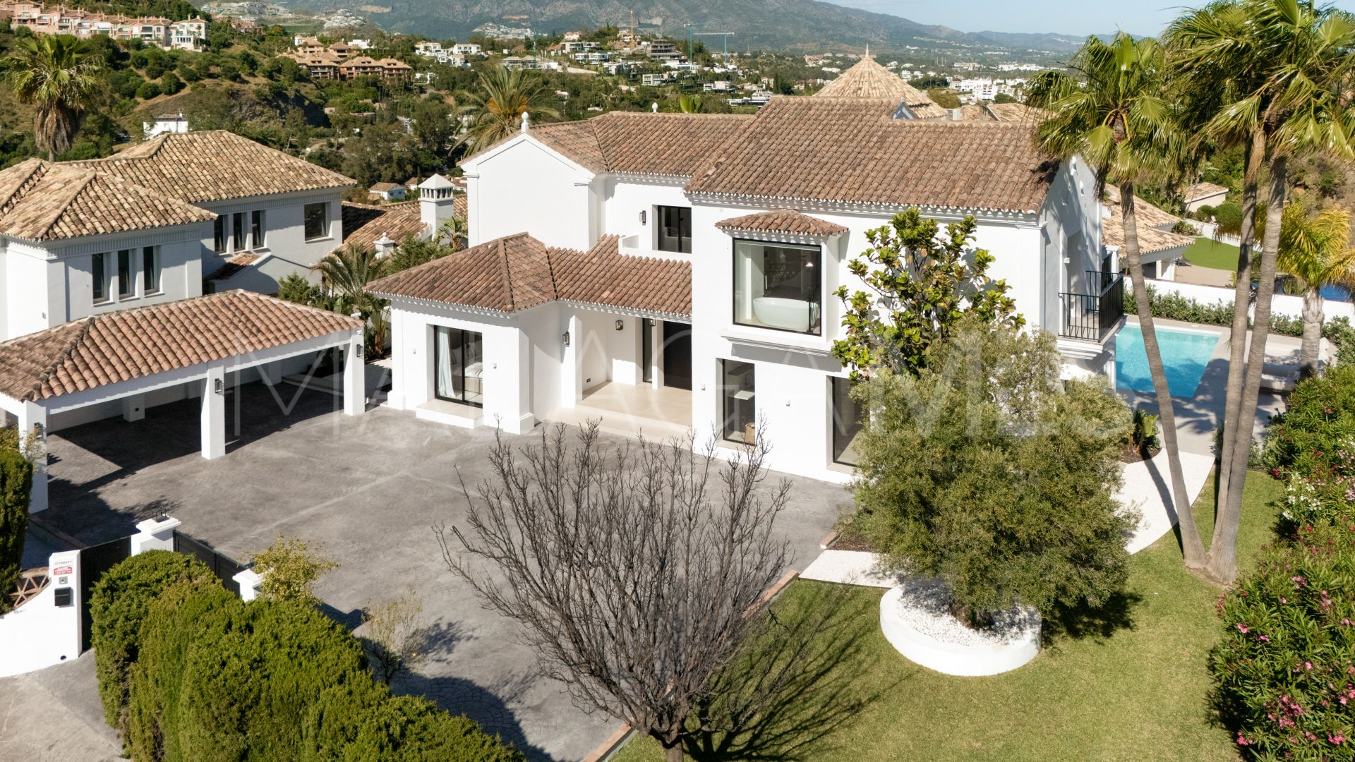 Villa de 5 bedrooms for sale in Puerto del Almendro
