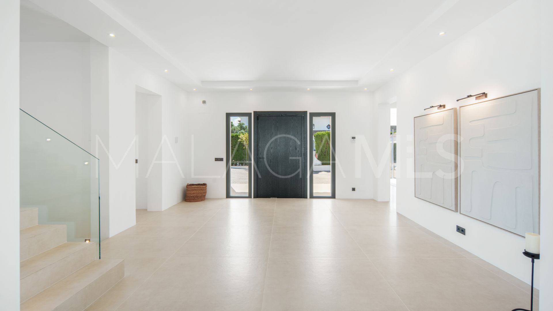 Villa de 5 bedrooms for sale in Puerto del Almendro
