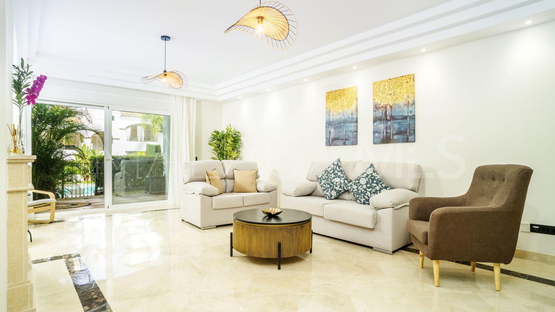 3 bedrooms ground floor apartment for sale in Sierra Blanca