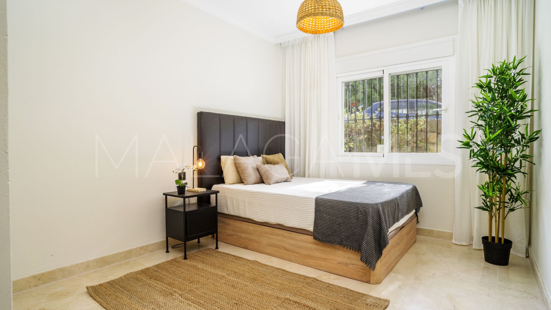 3 bedrooms ground floor apartment for sale in Sierra Blanca