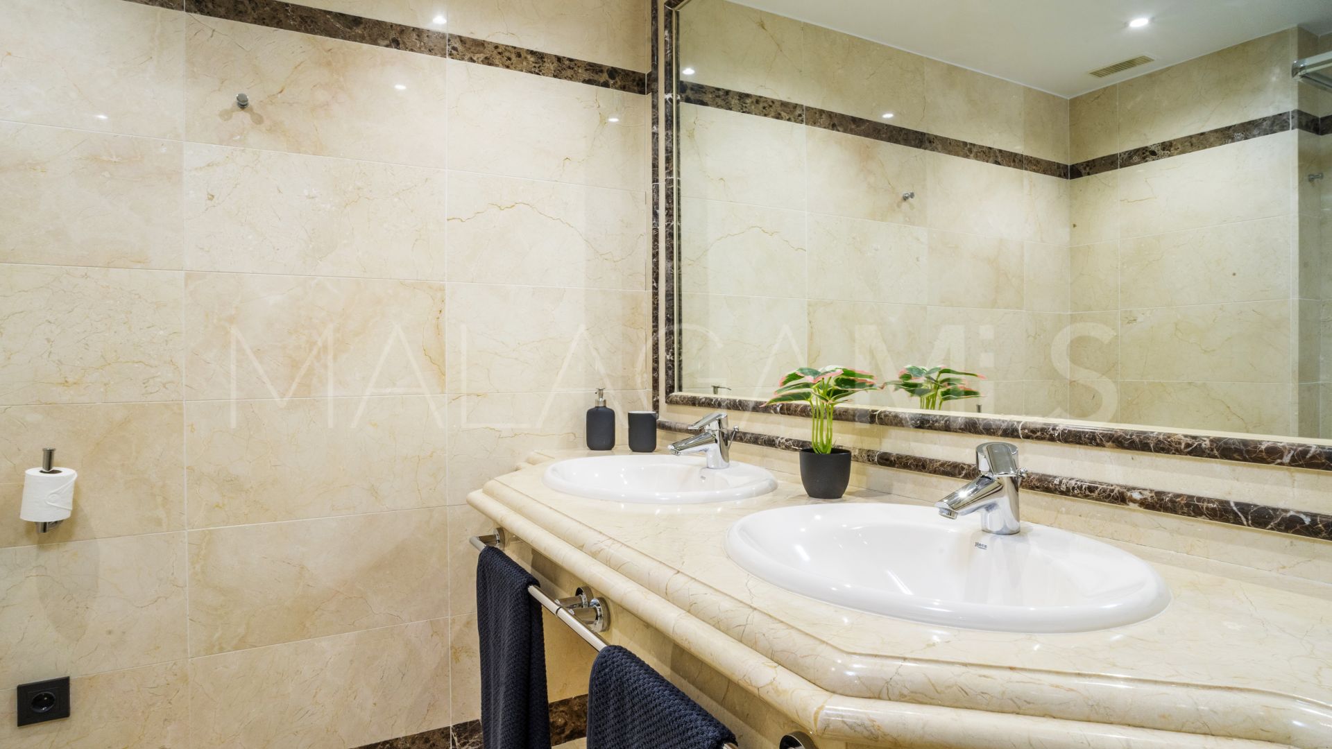 3 bedrooms ground floor apartment for sale in Sierra Blanca