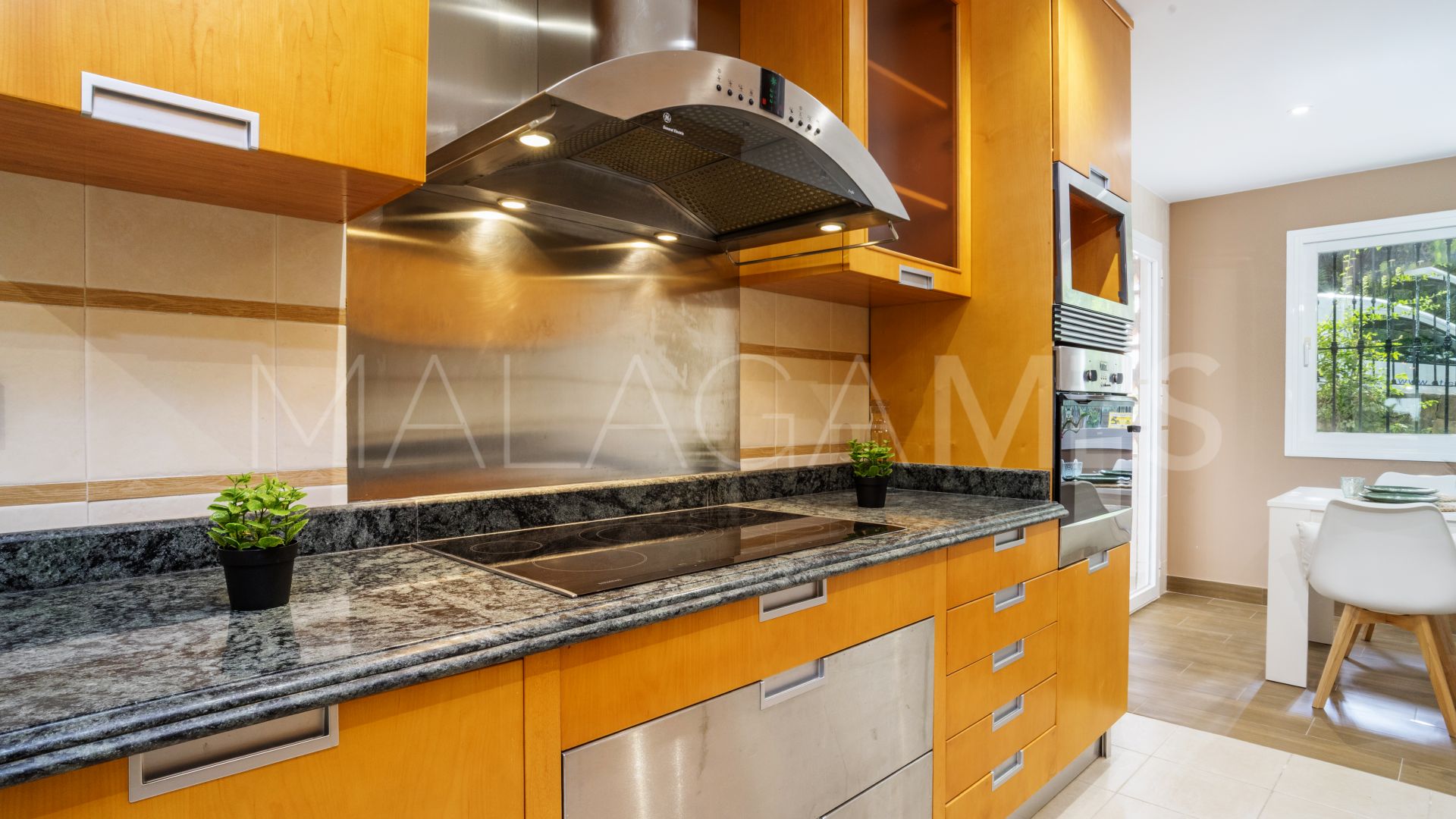 3 bedrooms ground floor apartment for sale in Sierra Blanca