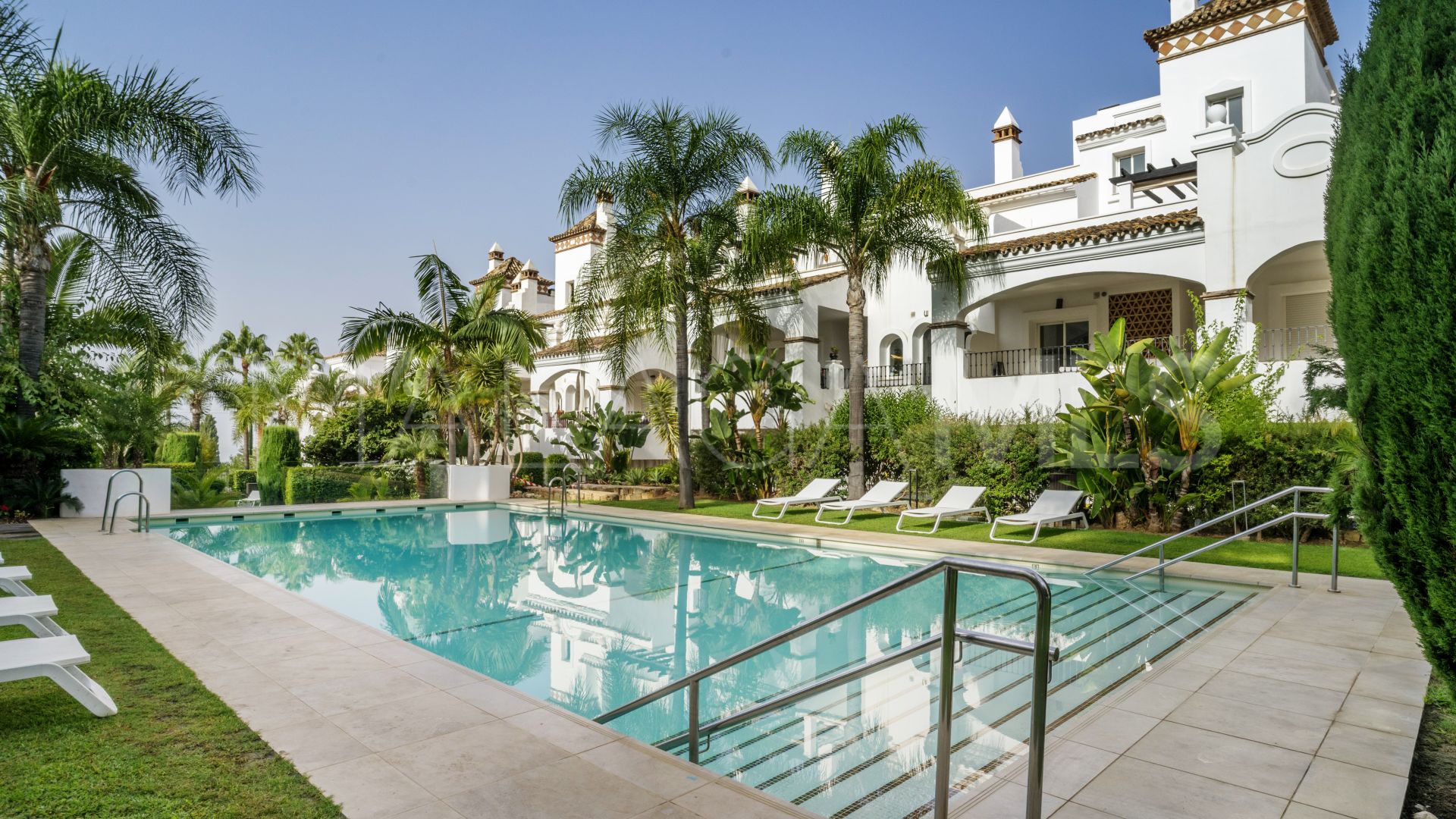 3 bedrooms ground floor apartment for sale in Sierra Blanca