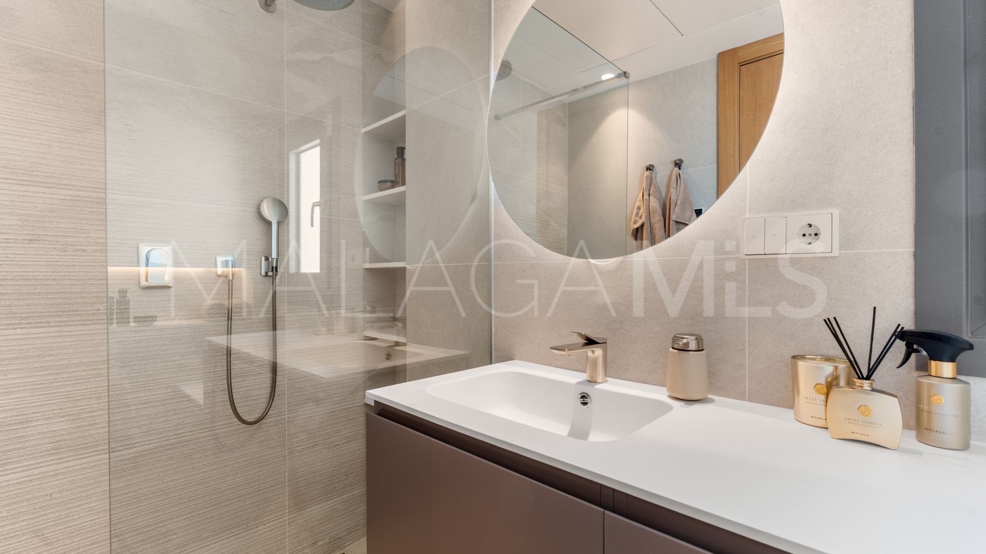 Tvåvånings takvåning for sale in Real de La Quinta