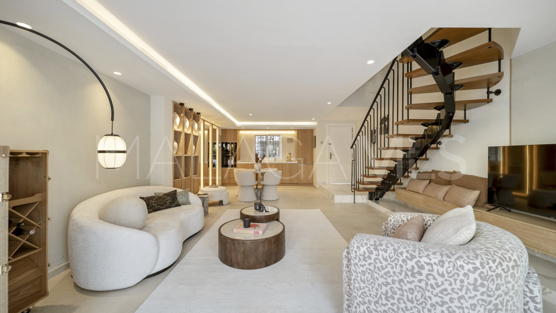 Adosado with 3 bedrooms for sale in Altos de Puente Romano