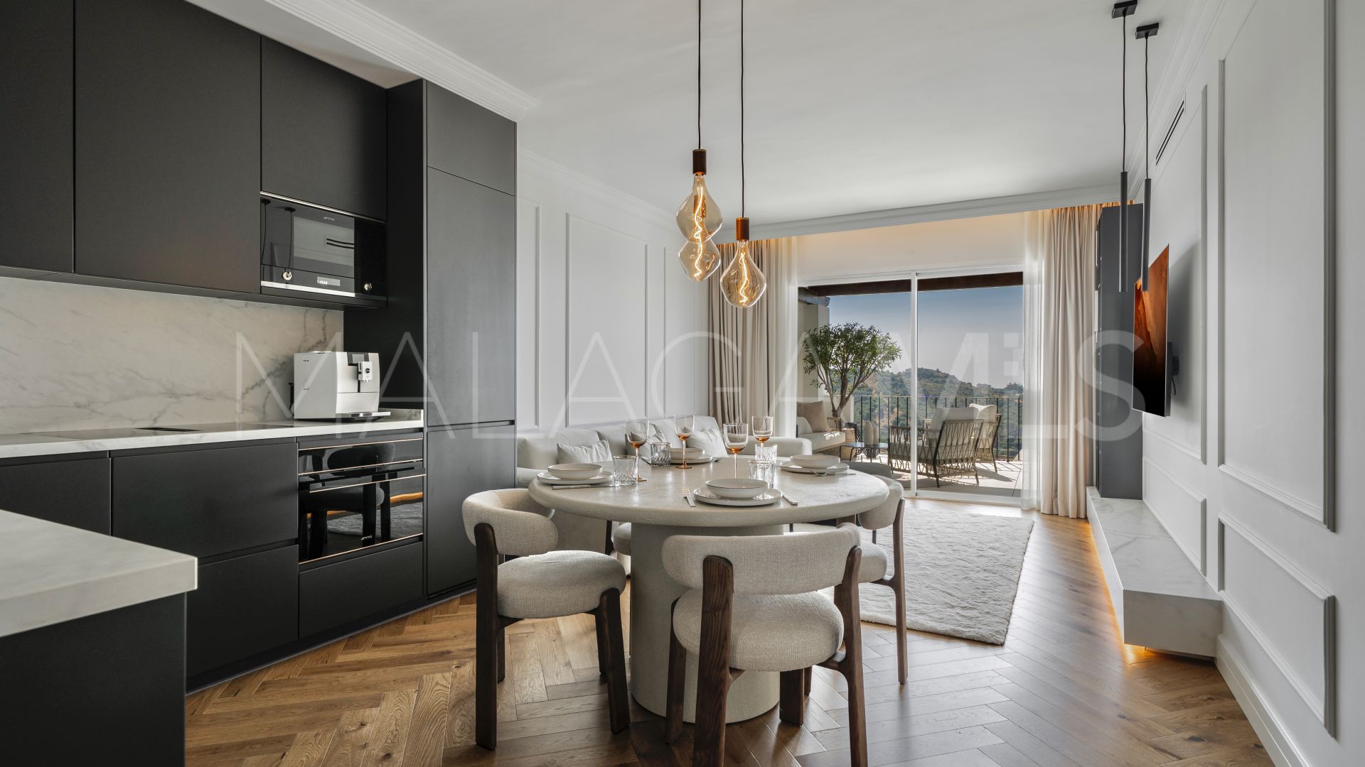 Takvåning for sale in Altos de La Quinta