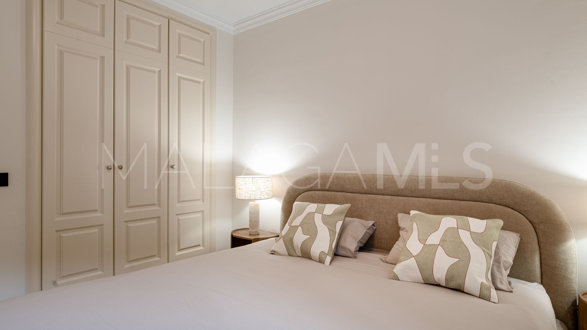 3 bedrooms apartment in Sierra Blanca for sale