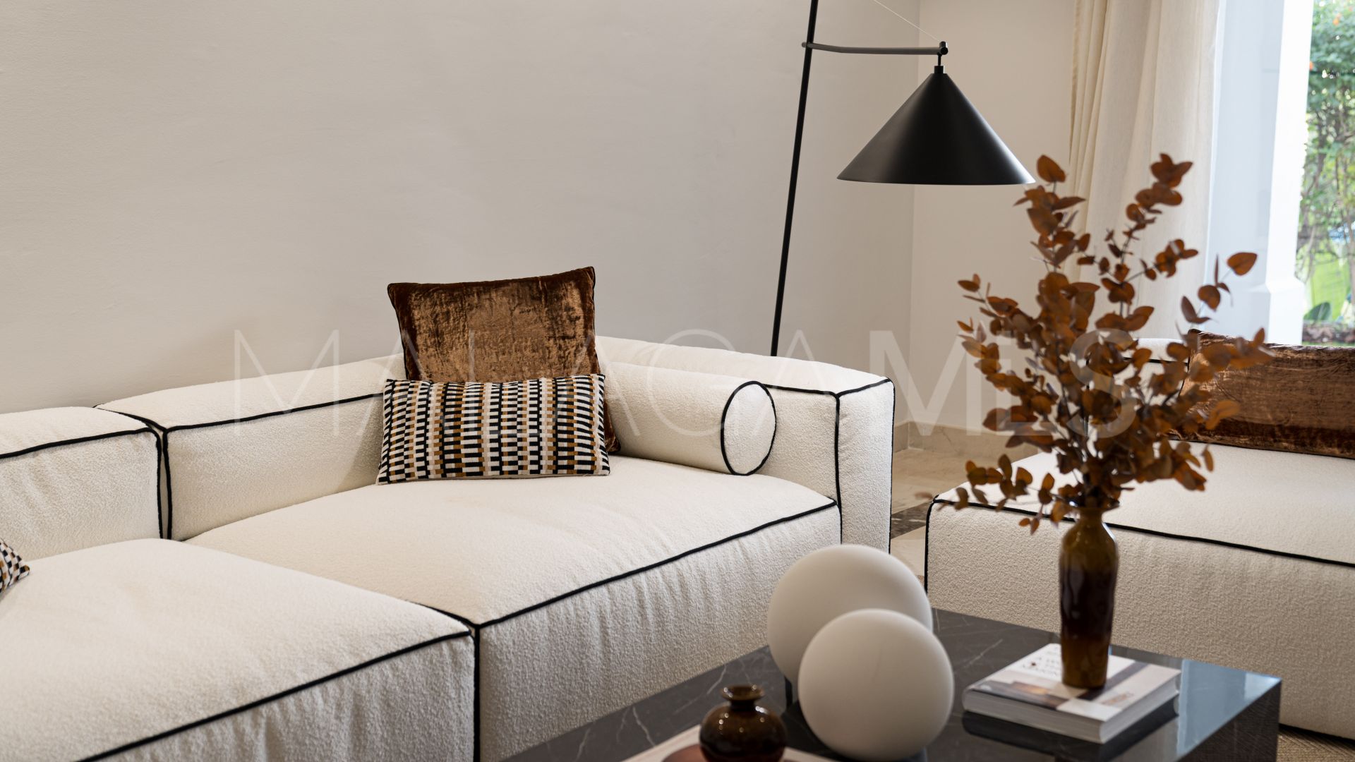 3 bedrooms apartment in Sierra Blanca for sale