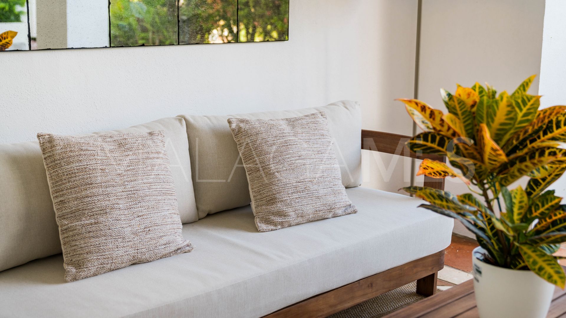 3 bedrooms apartment in Sierra Blanca for sale