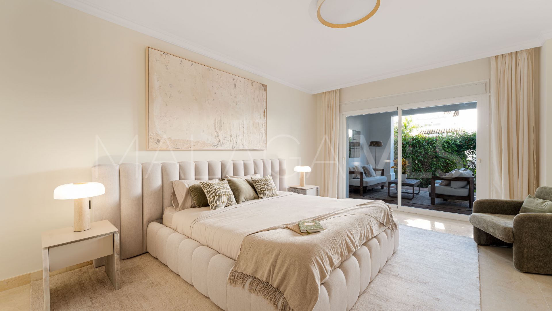 3 bedrooms apartment in Sierra Blanca for sale