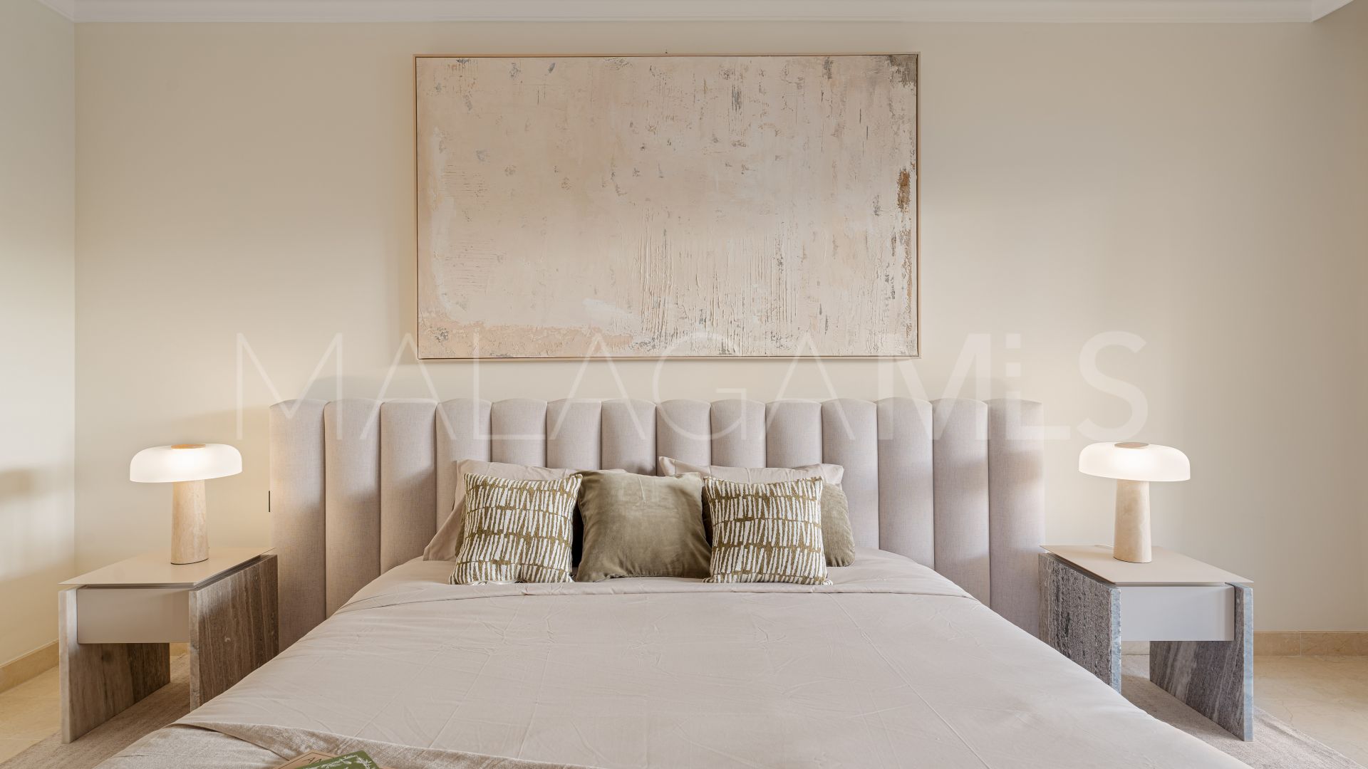 3 bedrooms apartment in Sierra Blanca for sale