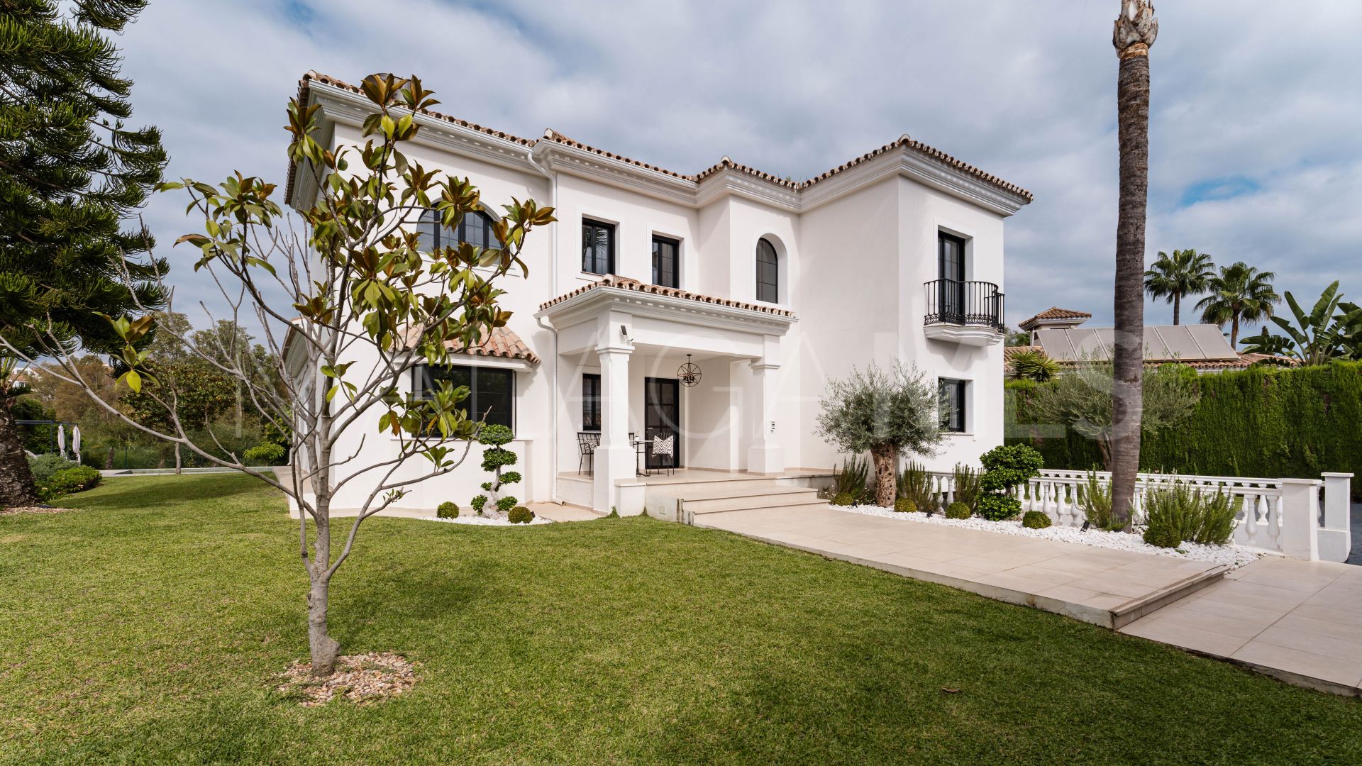 Villa for sale in Monte Biarritz