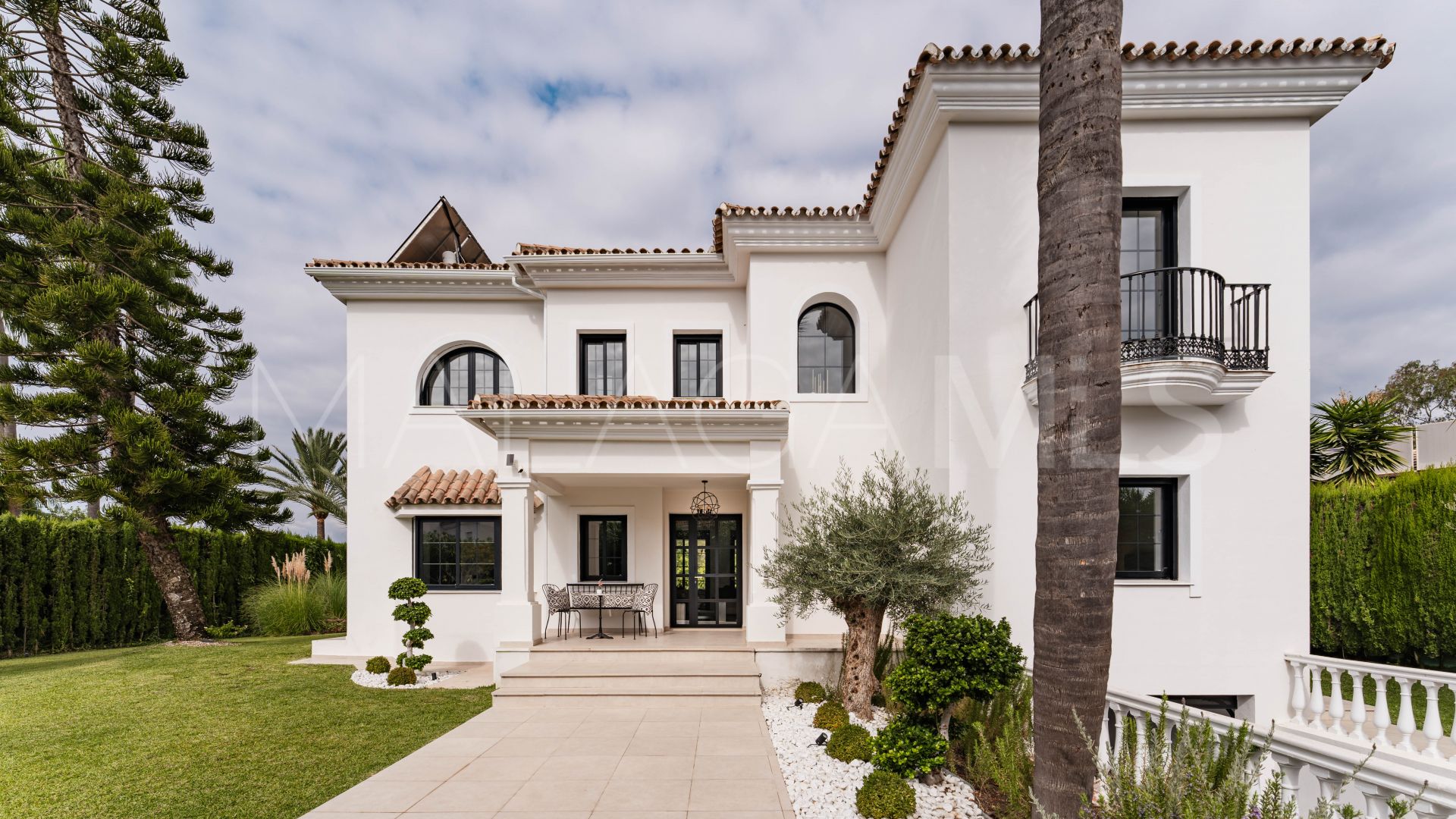 Villa for sale in Monte Biarritz