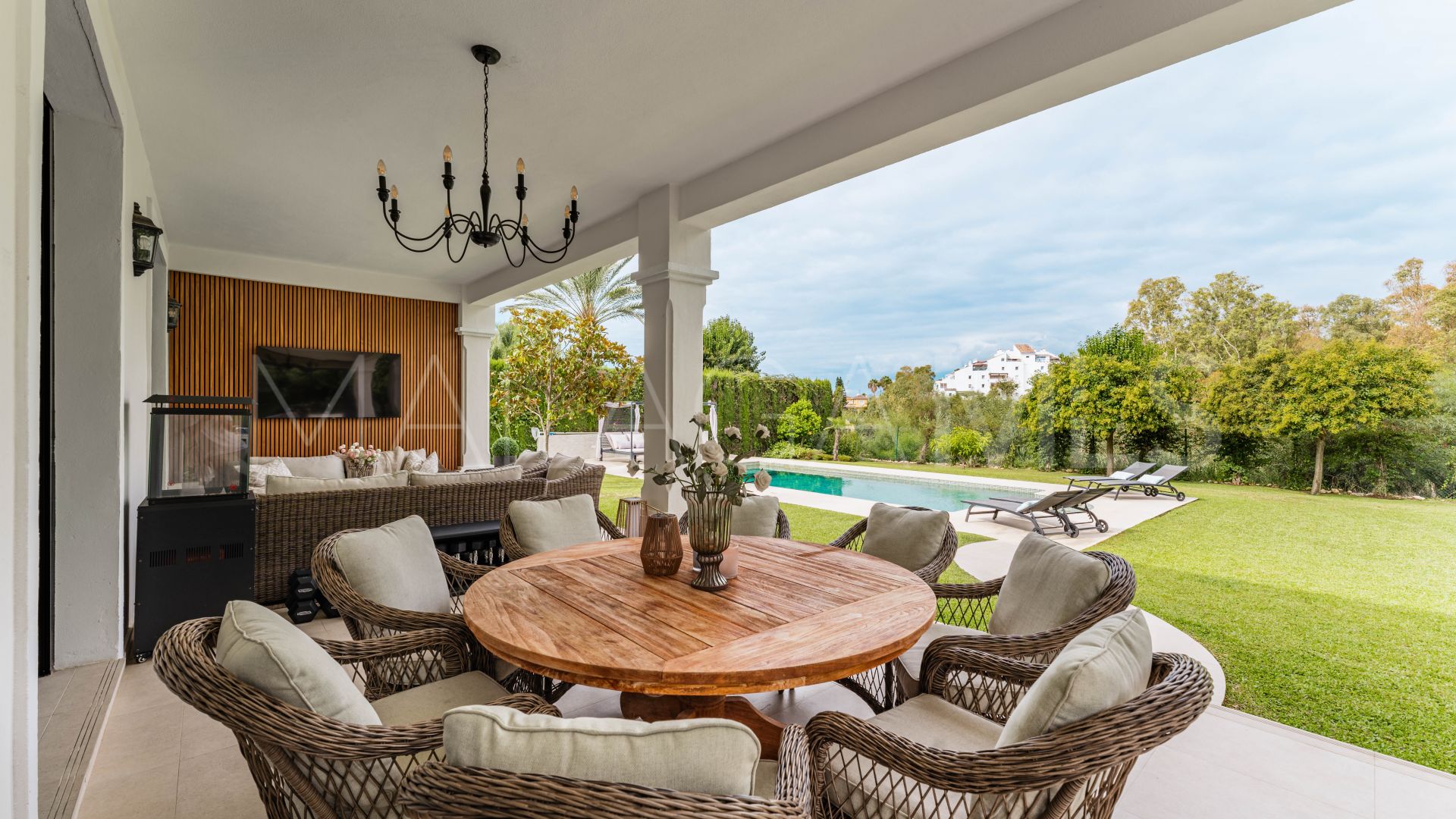 Villa for sale in Monte Biarritz