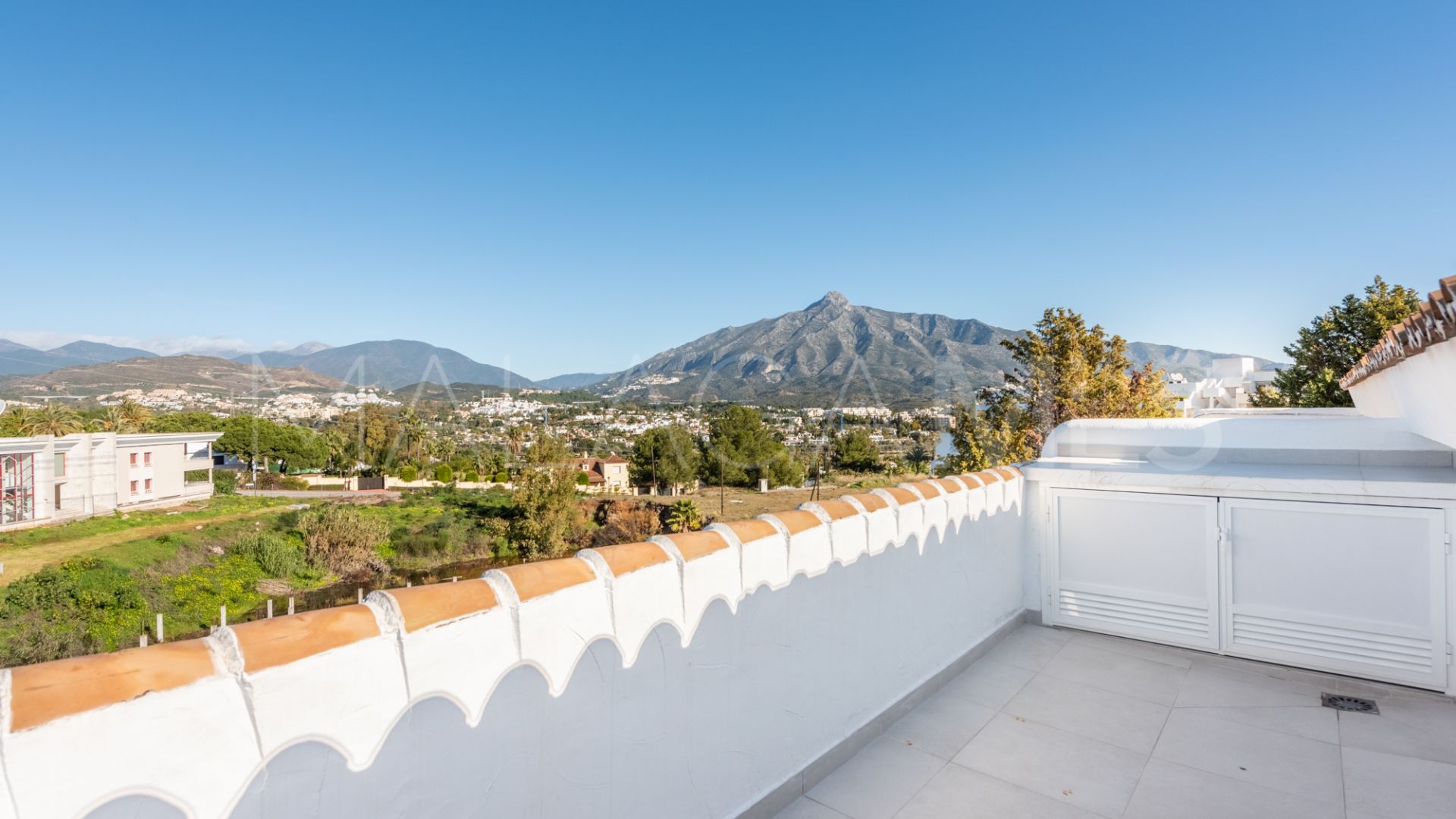 Duplex penthouse for sale in El Dorado