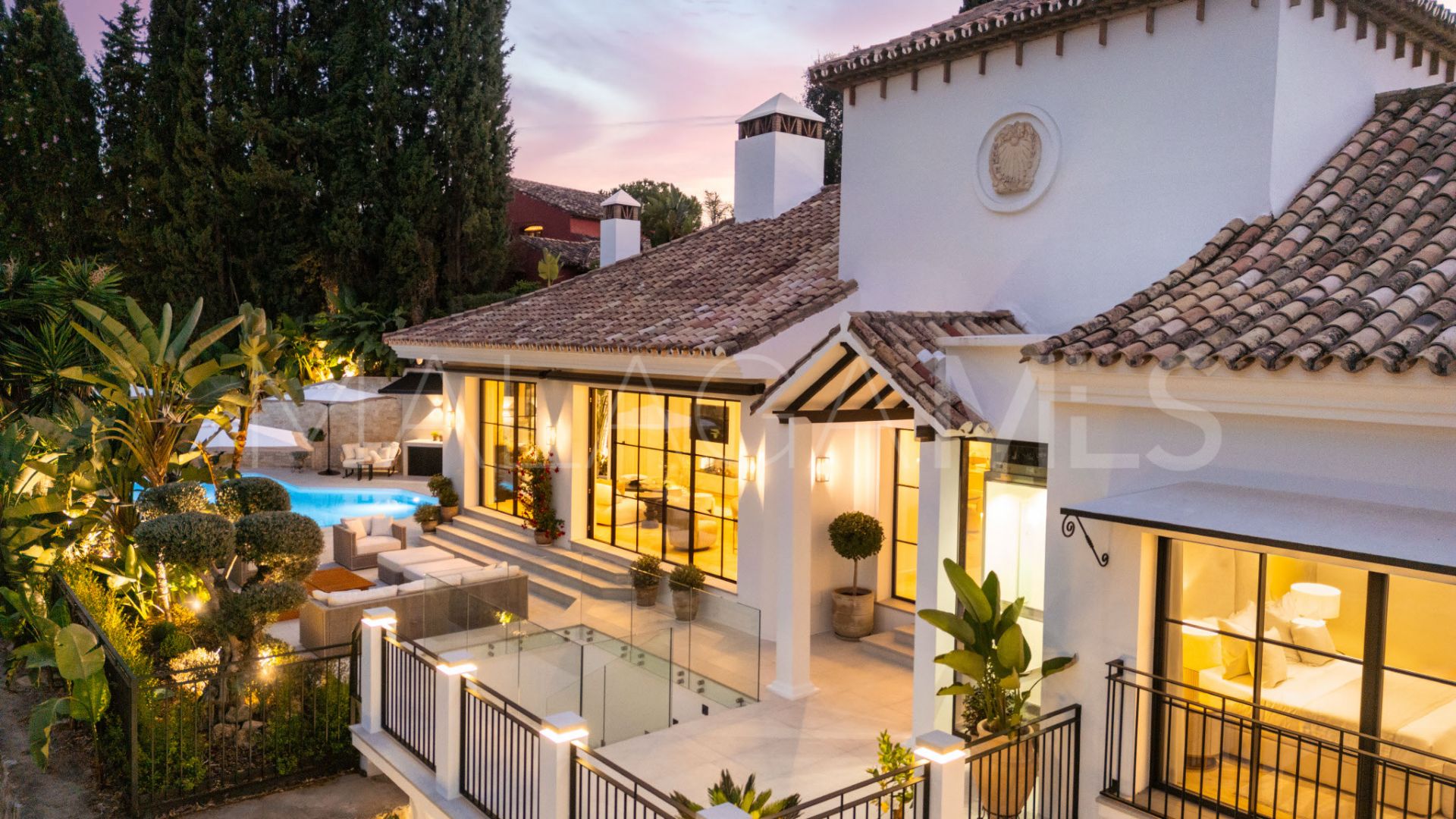 Villa for sale in El Herrojo