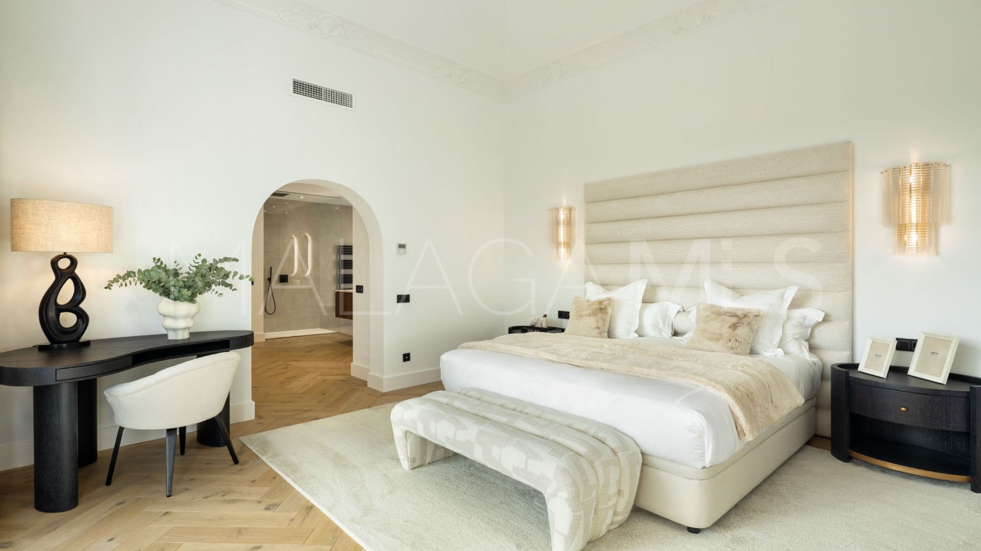 Villa for sale in El Herrojo