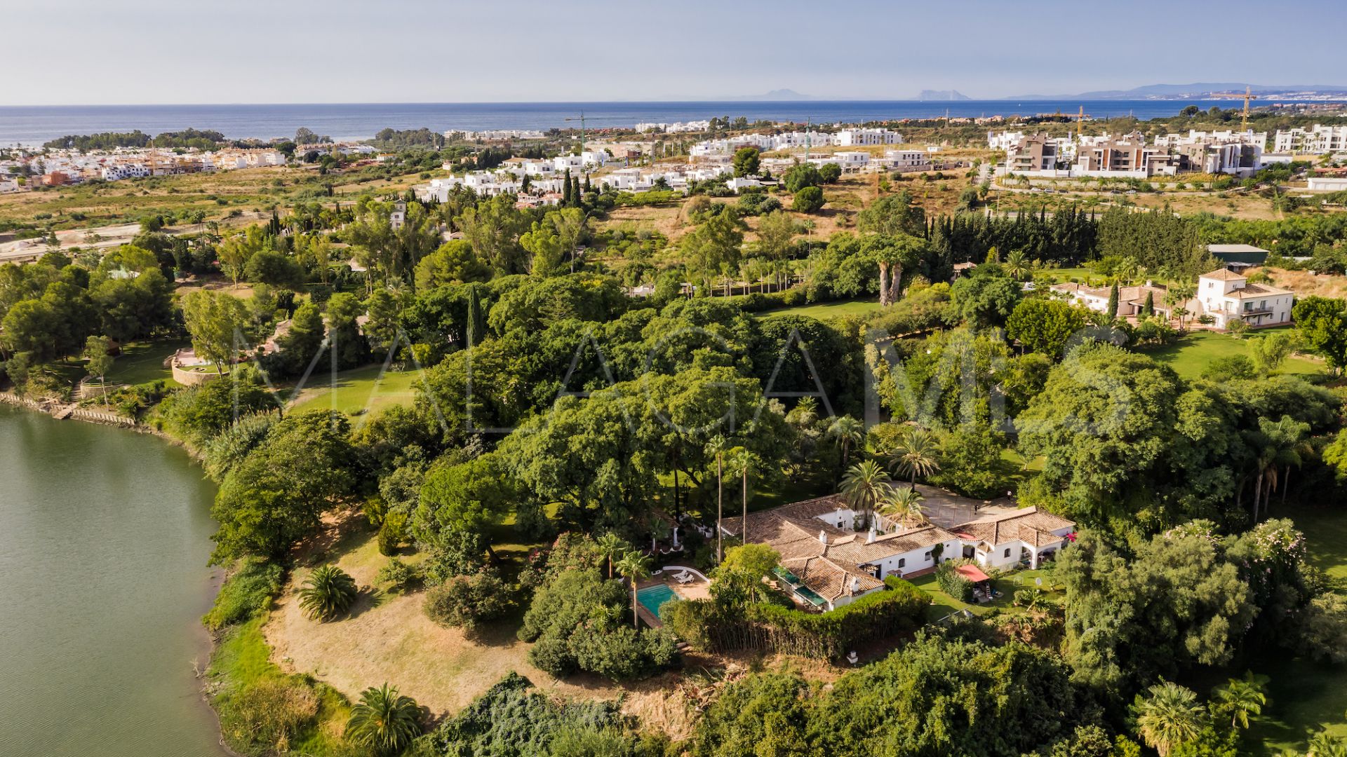 Benahavis, cortijo for sale with 6 bedrooms