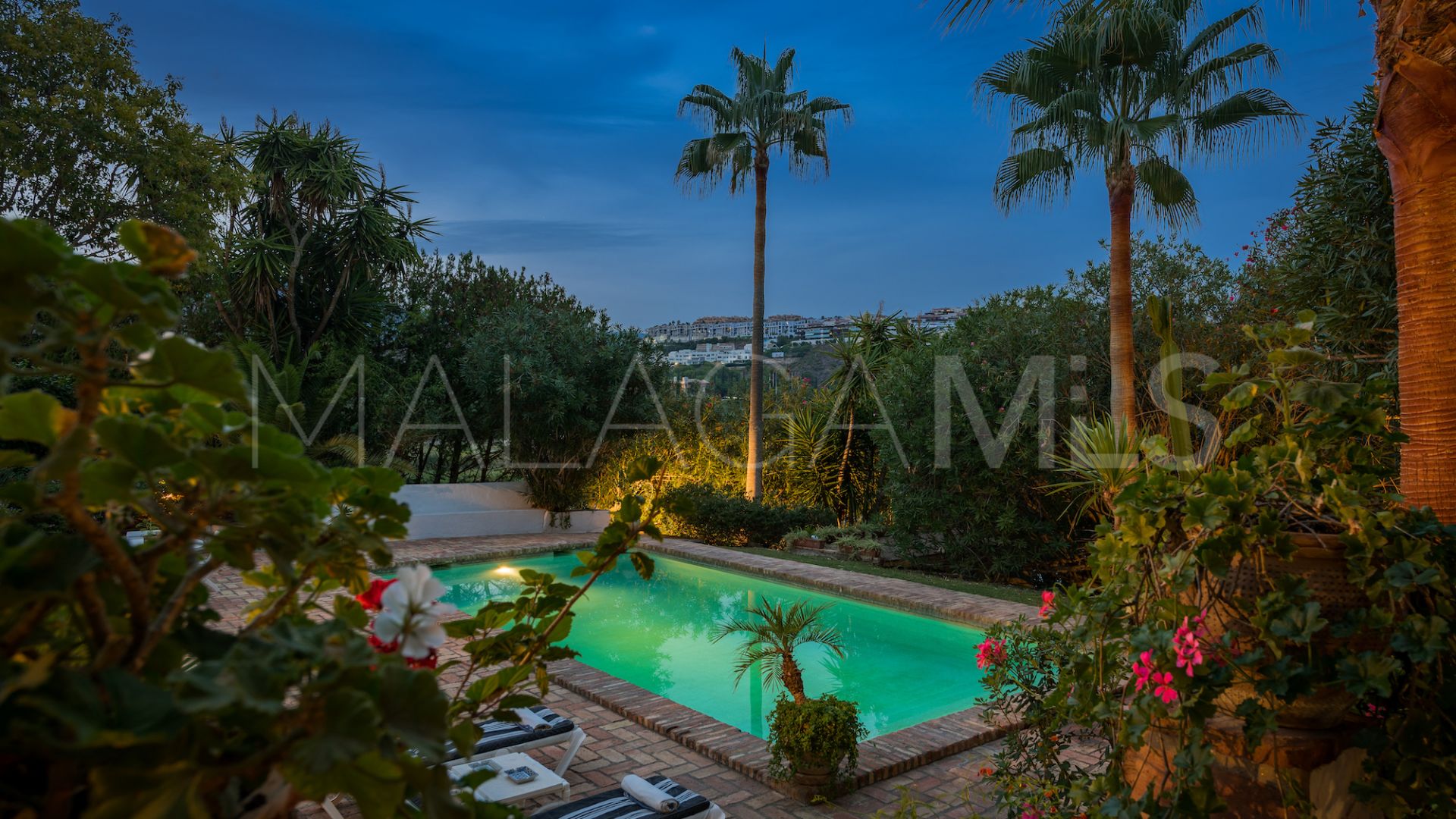 Benahavis, cortijo for sale with 6 bedrooms