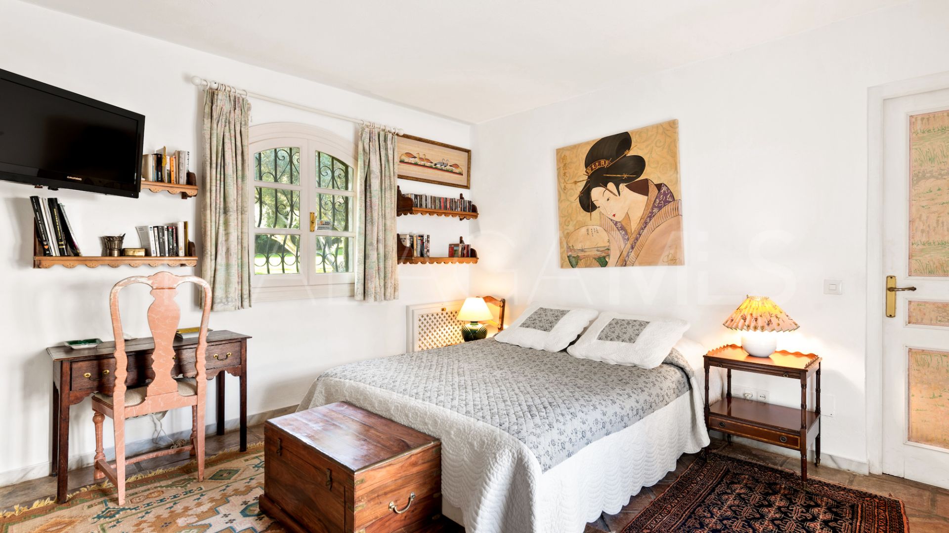 Benahavis, cortijo for sale with 6 bedrooms