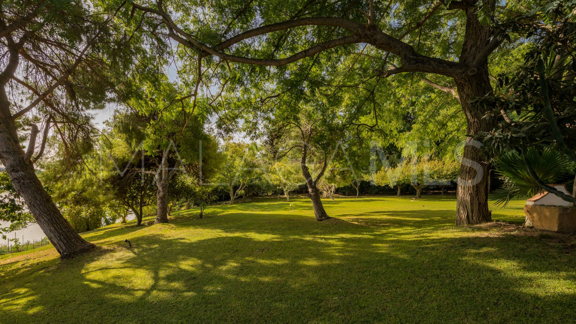 Benahavis, cortijo for sale with 6 bedrooms