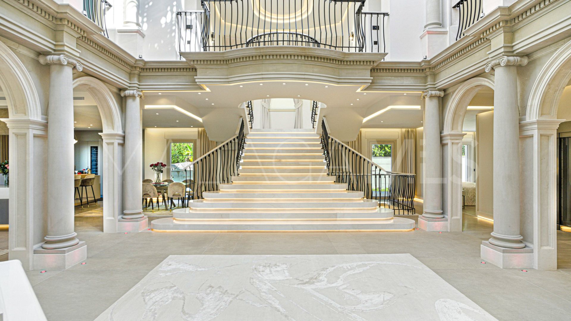 Villa for sale in Sierra Blanca