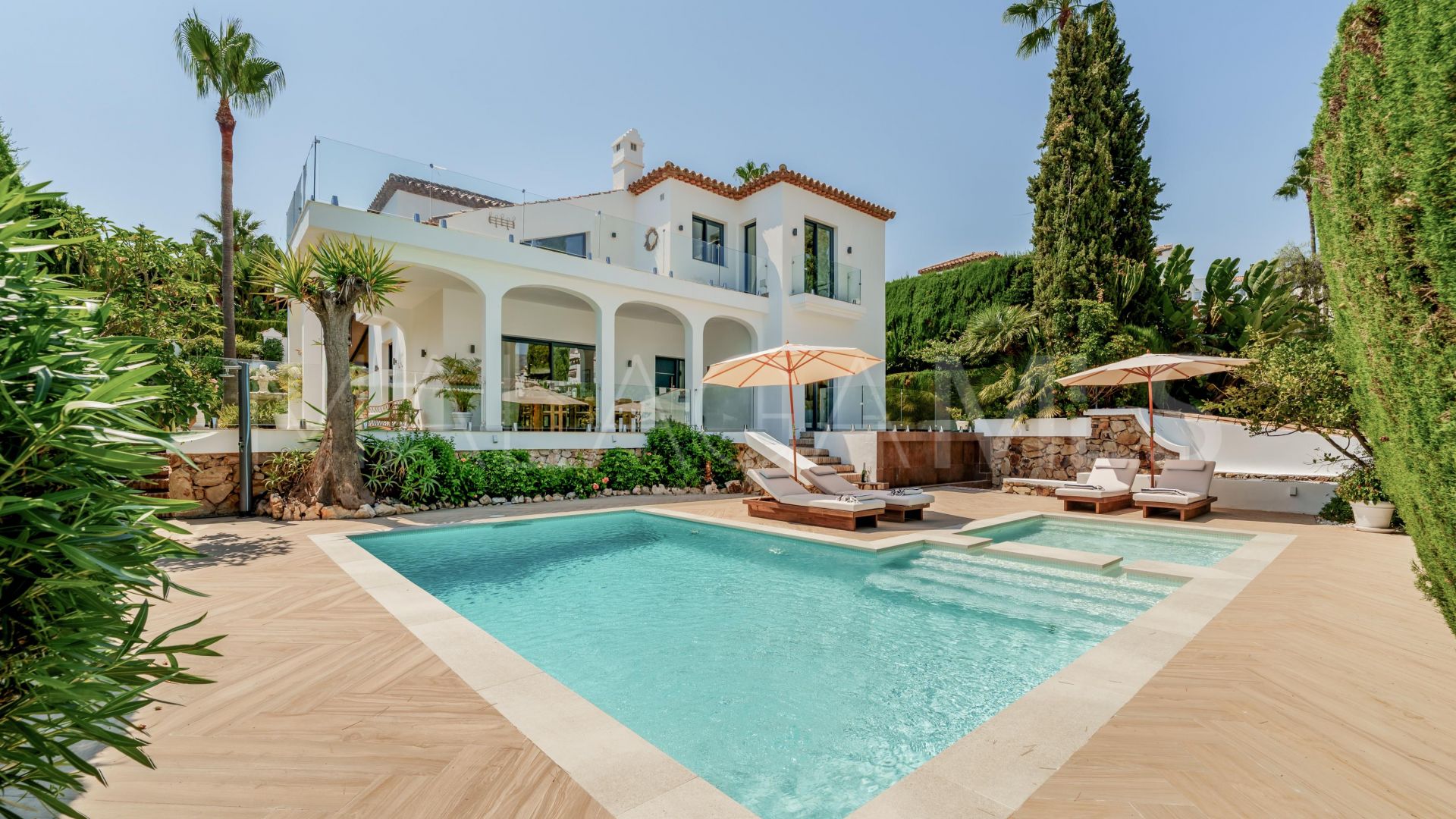 Villa for sale in Marbella Country Club
