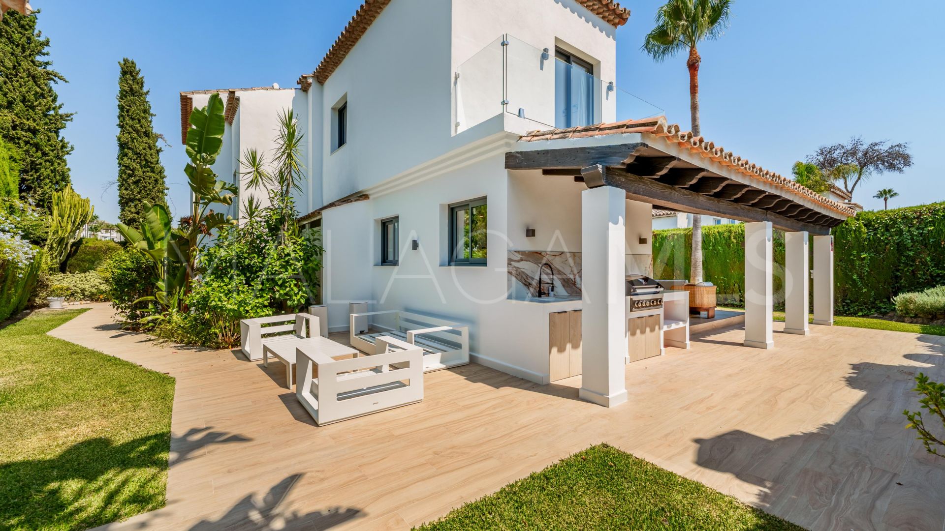 Villa for sale in Marbella Country Club