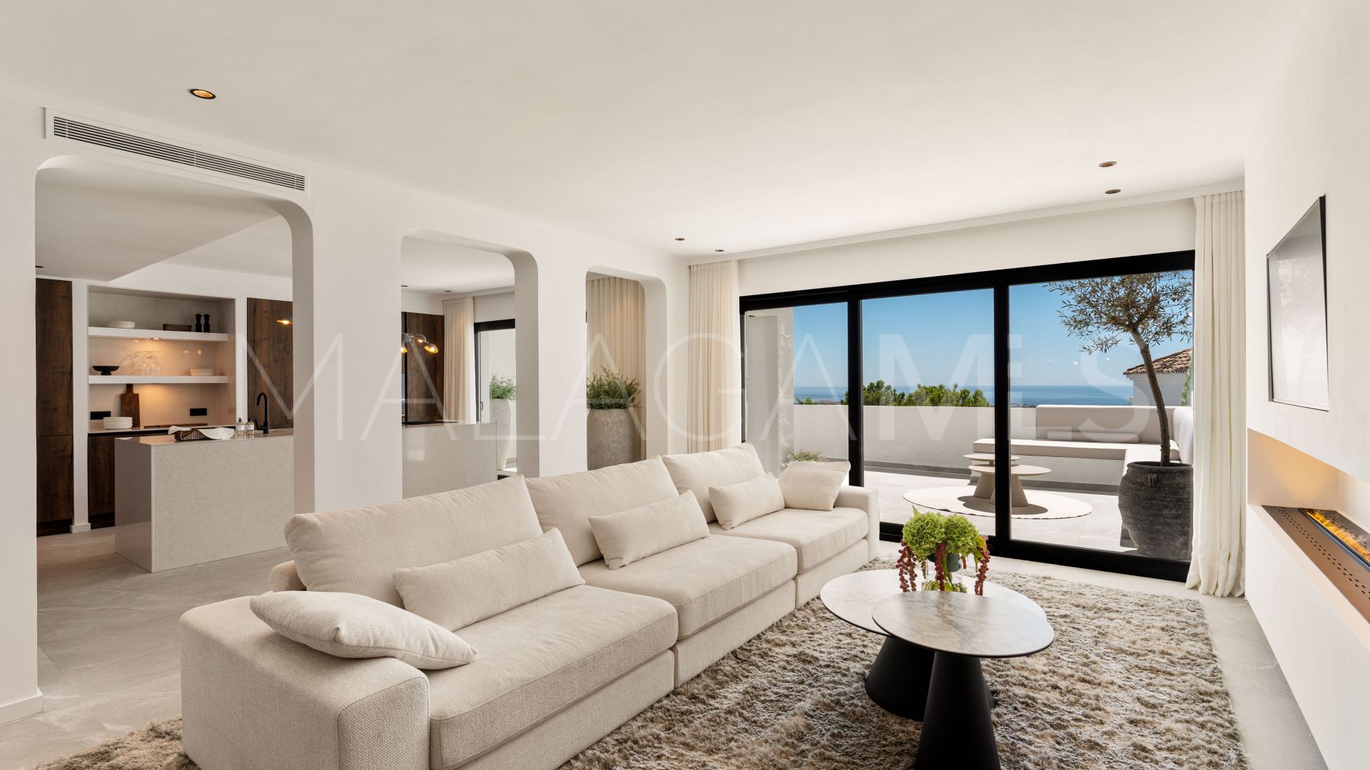 Duplex for sale in Las Colinas de Marbella