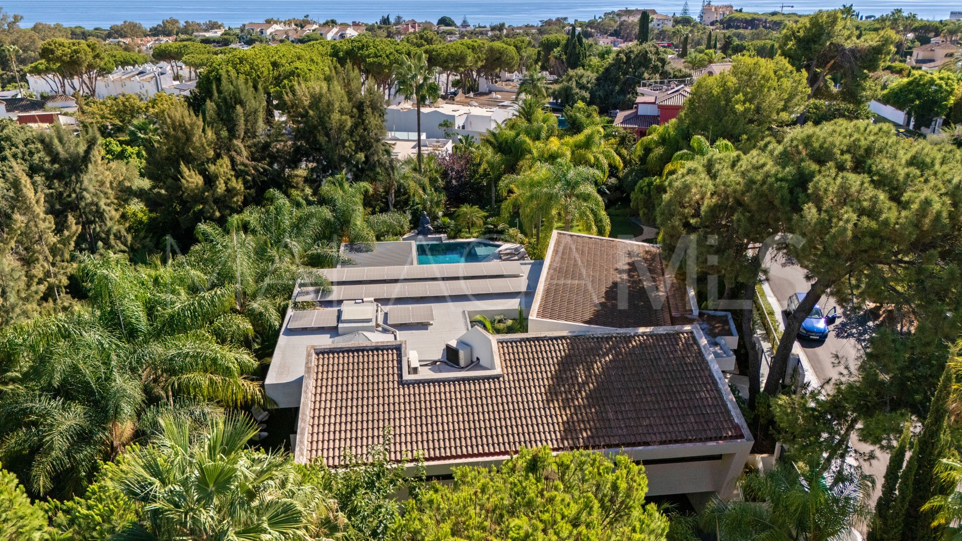Las Chapas, villa de 5 bedrooms for sale