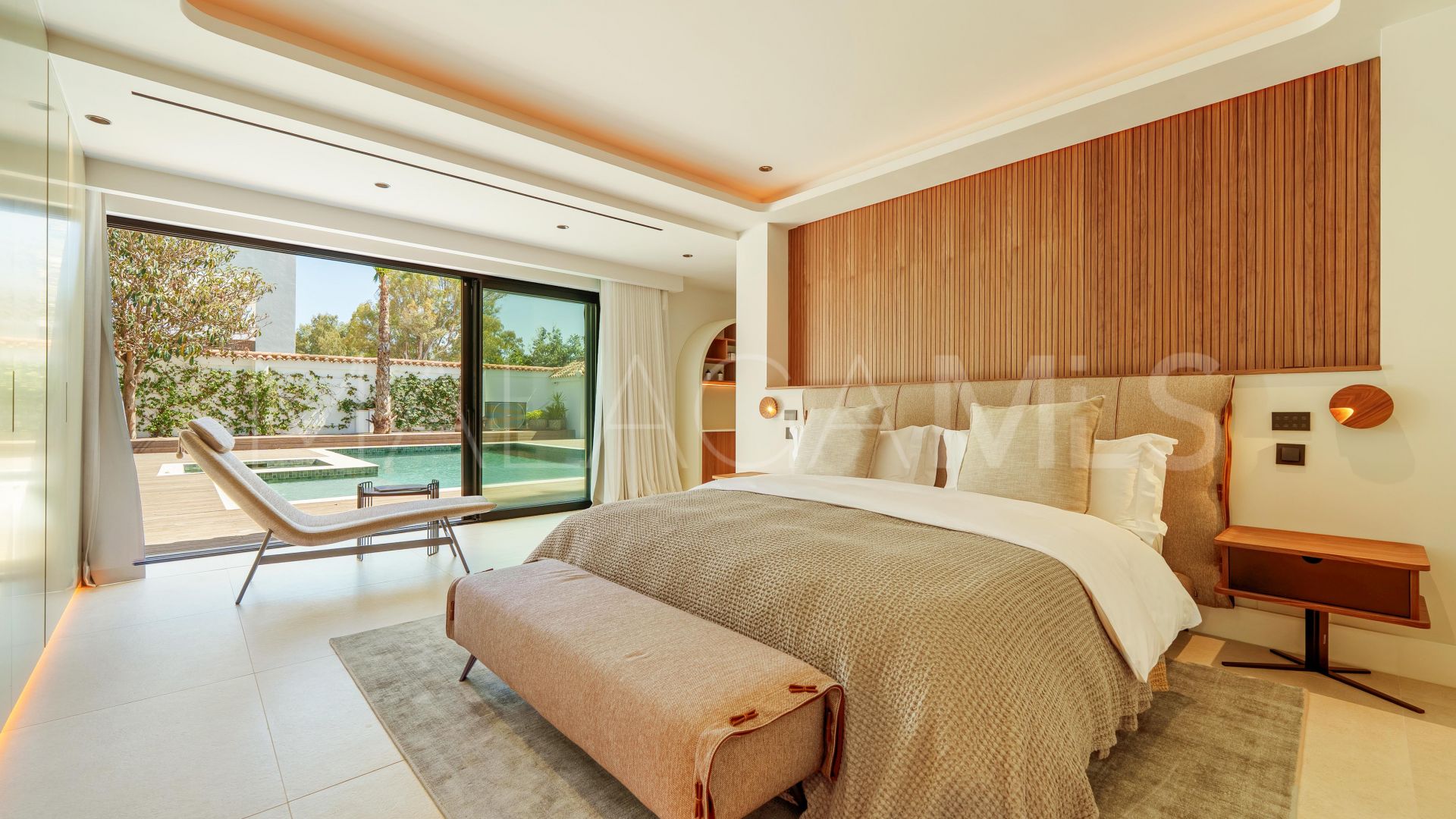 Villa de 5 bedrooms for sale in Marbella - Puerto Banus