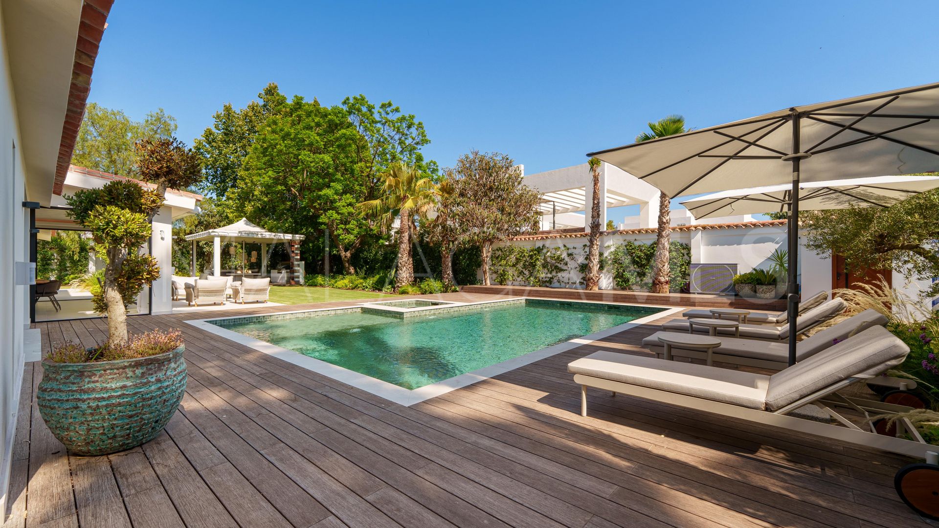 Villa de 5 bedrooms for sale in Marbella - Puerto Banus