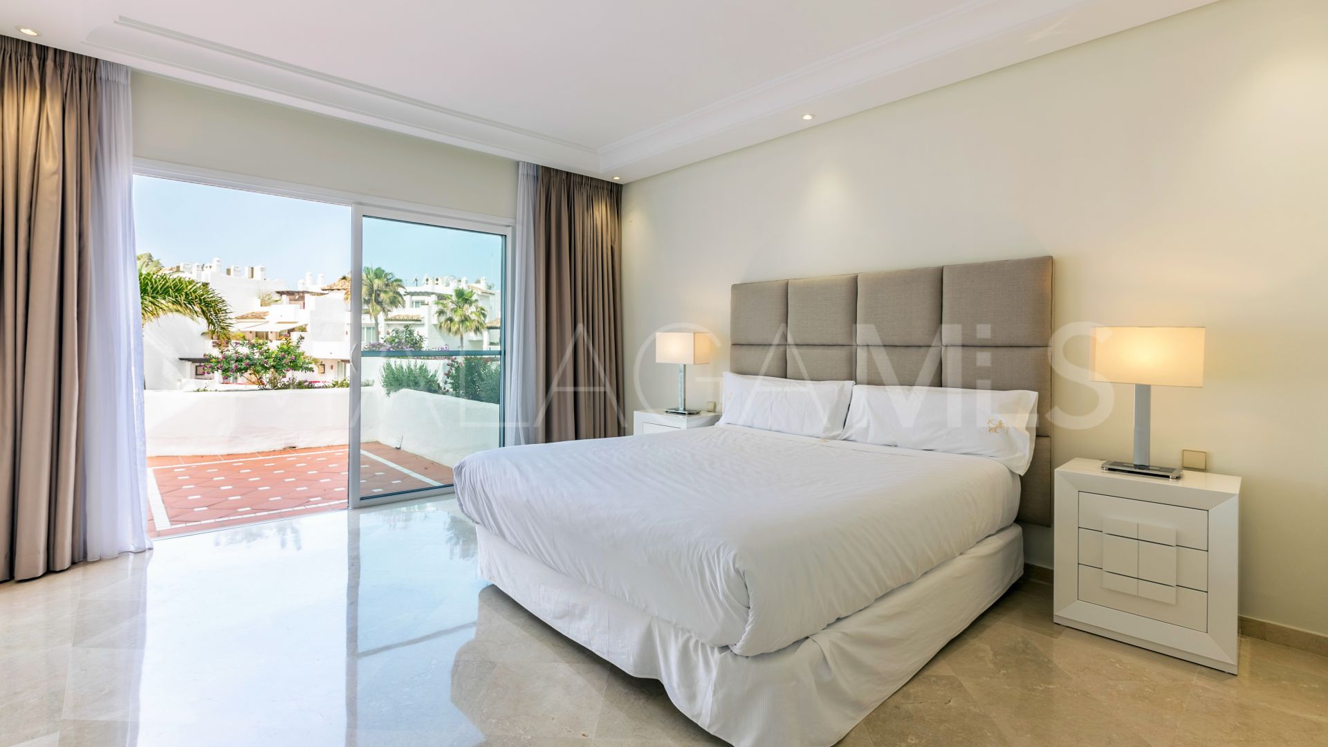 Buy Ático in Ventura del Mar de 3 bedrooms