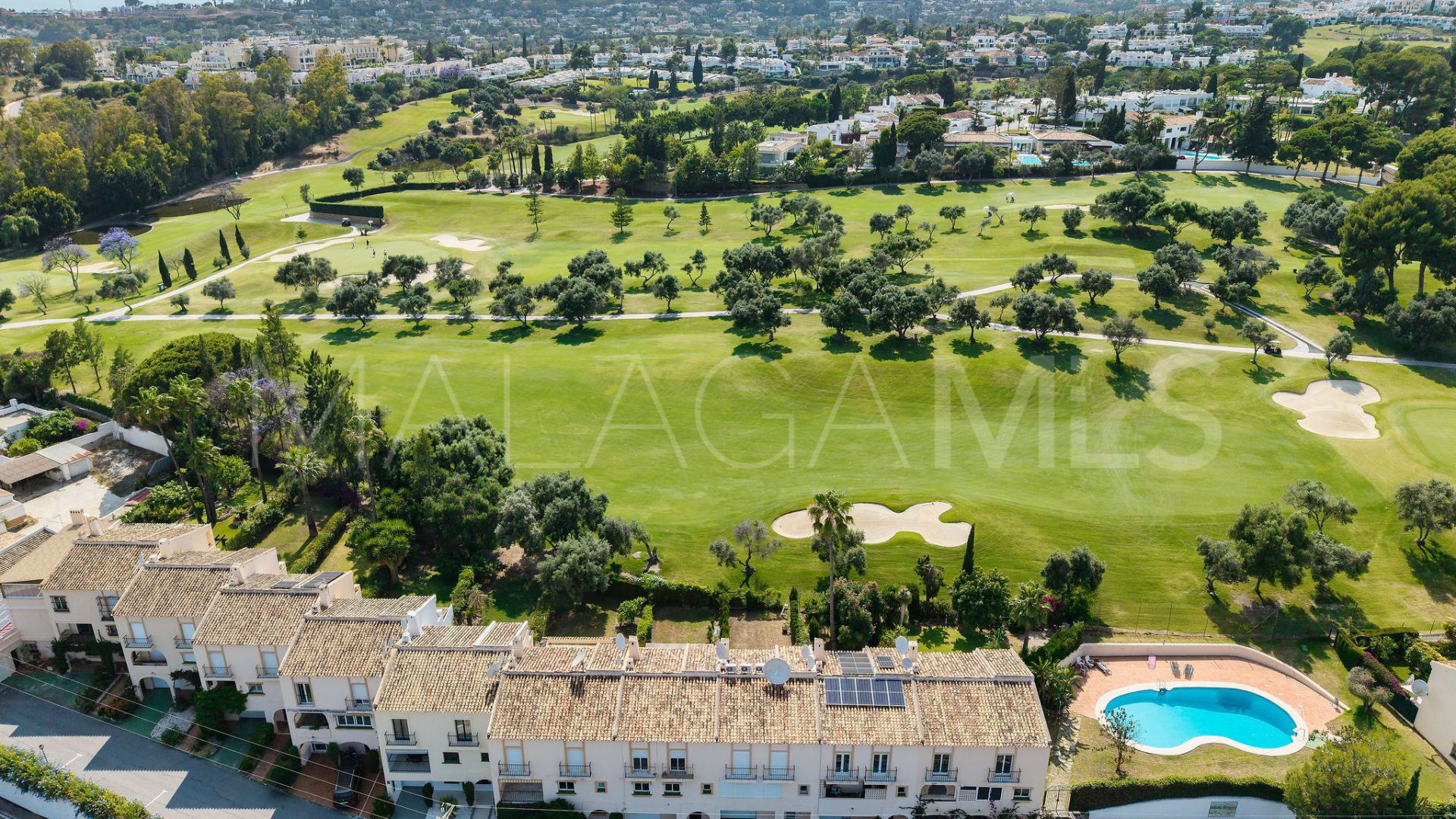 Radhus for sale in Los Olivos