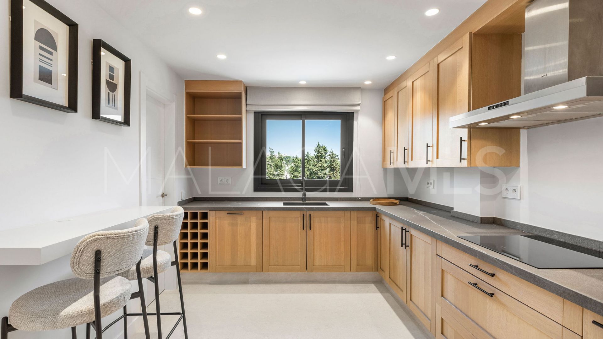 Radhus for sale in Los Olivos
