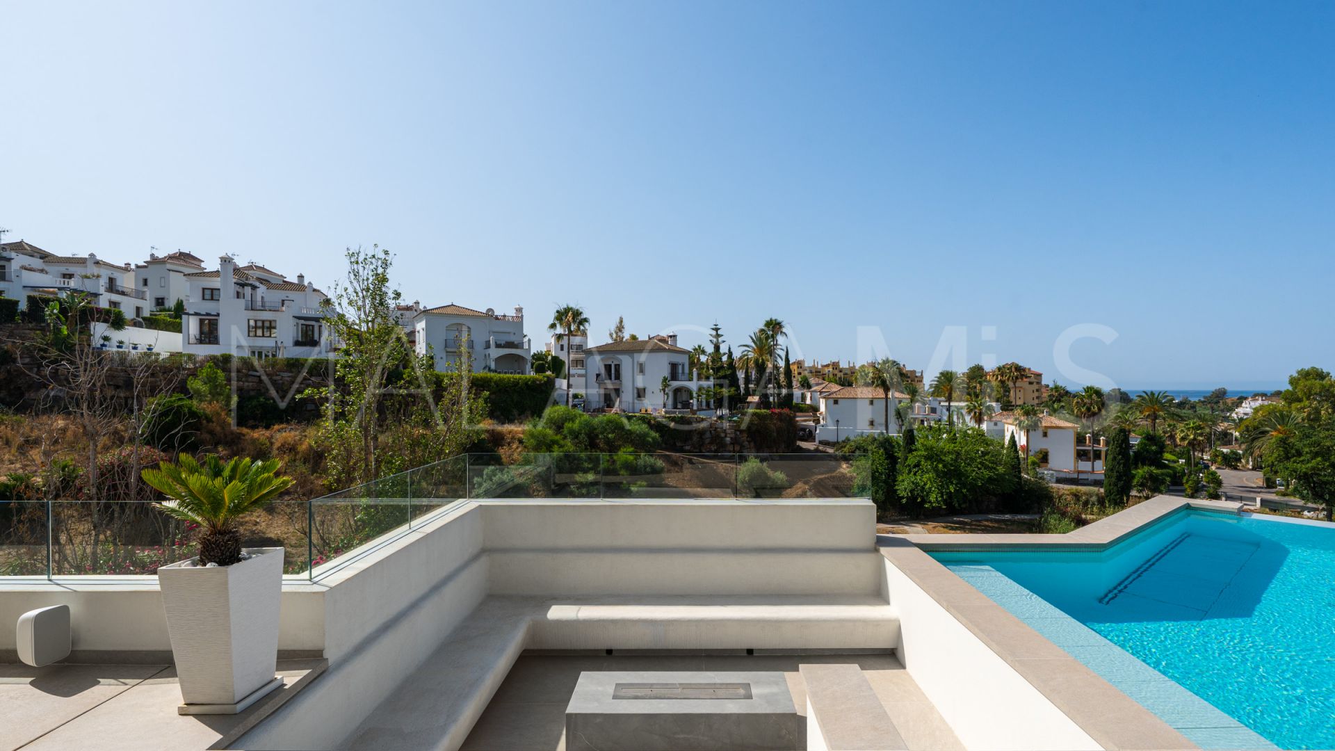 Villa for sale in La Resina Golf