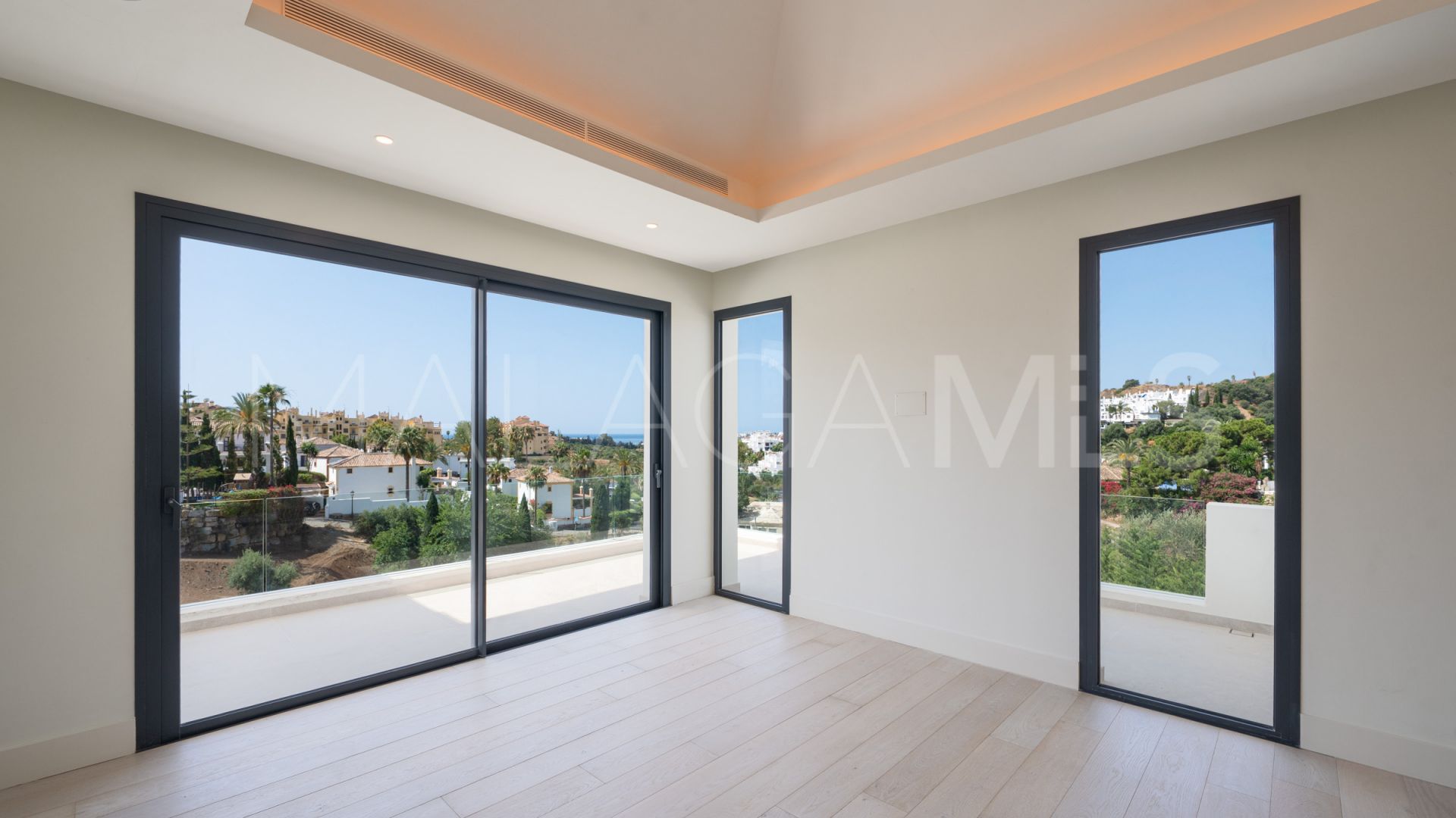 Villa for sale in La Resina Golf