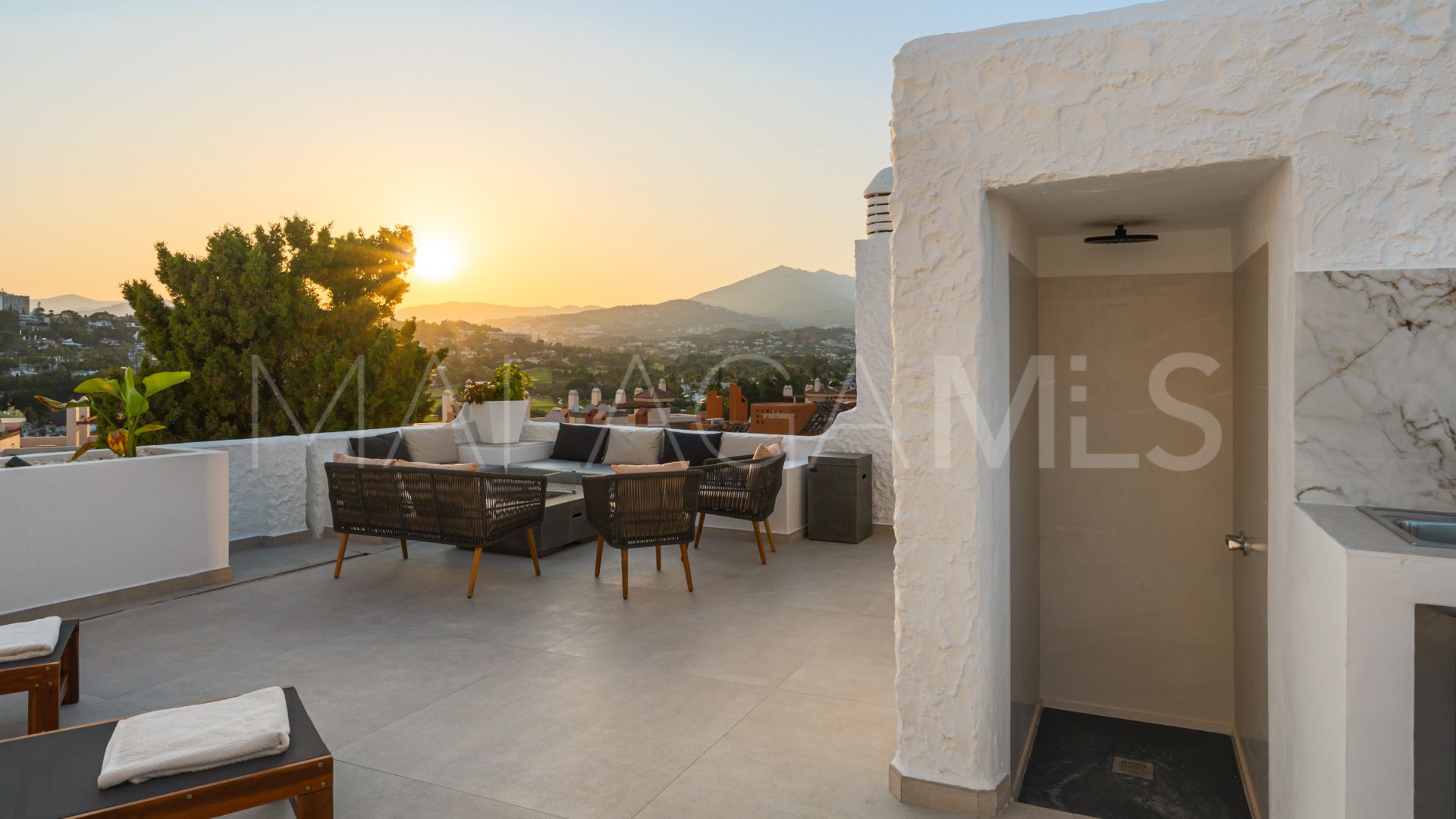 Duplex penthouse for sale in Pueblo Arabesque