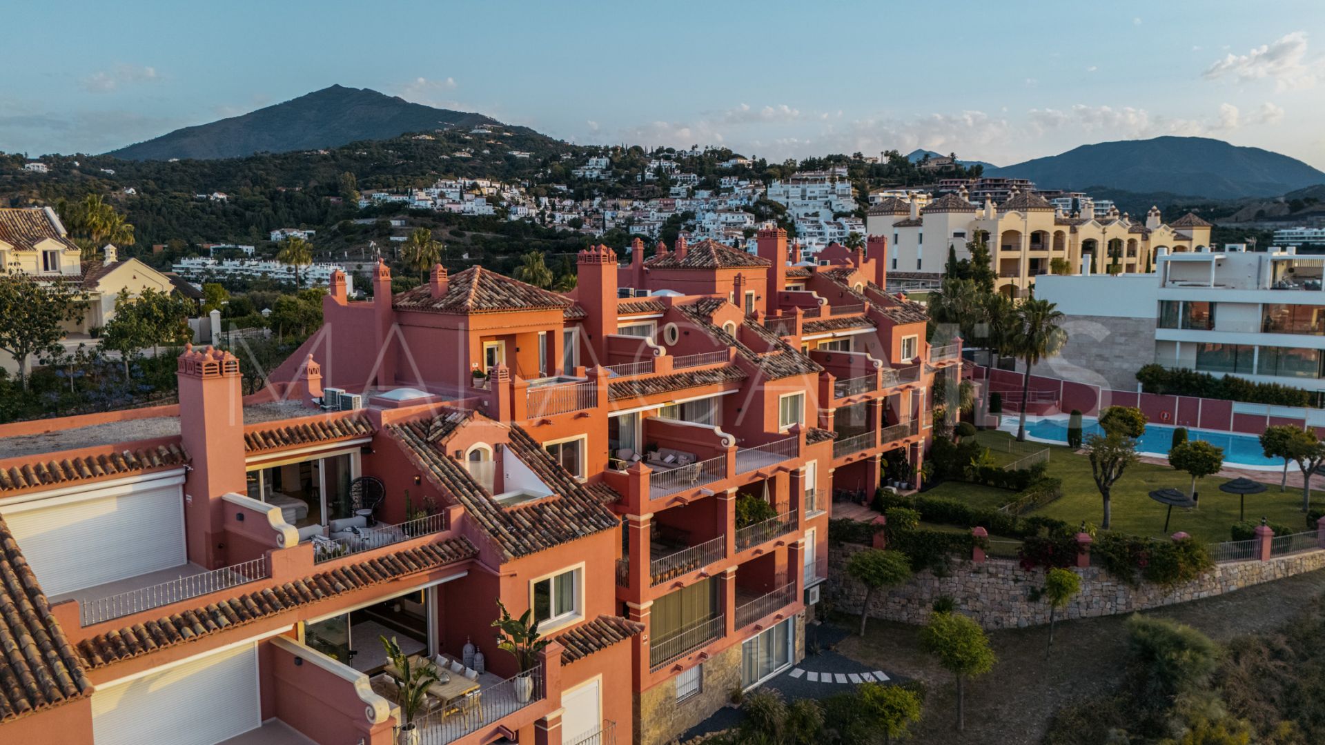 Appartement terrasse for sale in Monte Halcones