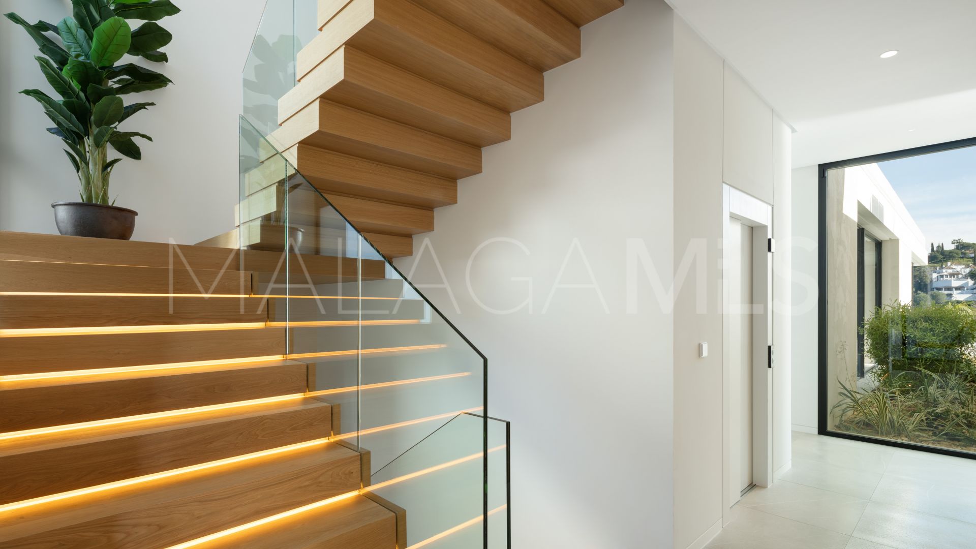 Villa with 8 bedrooms for sale in El Madroñal