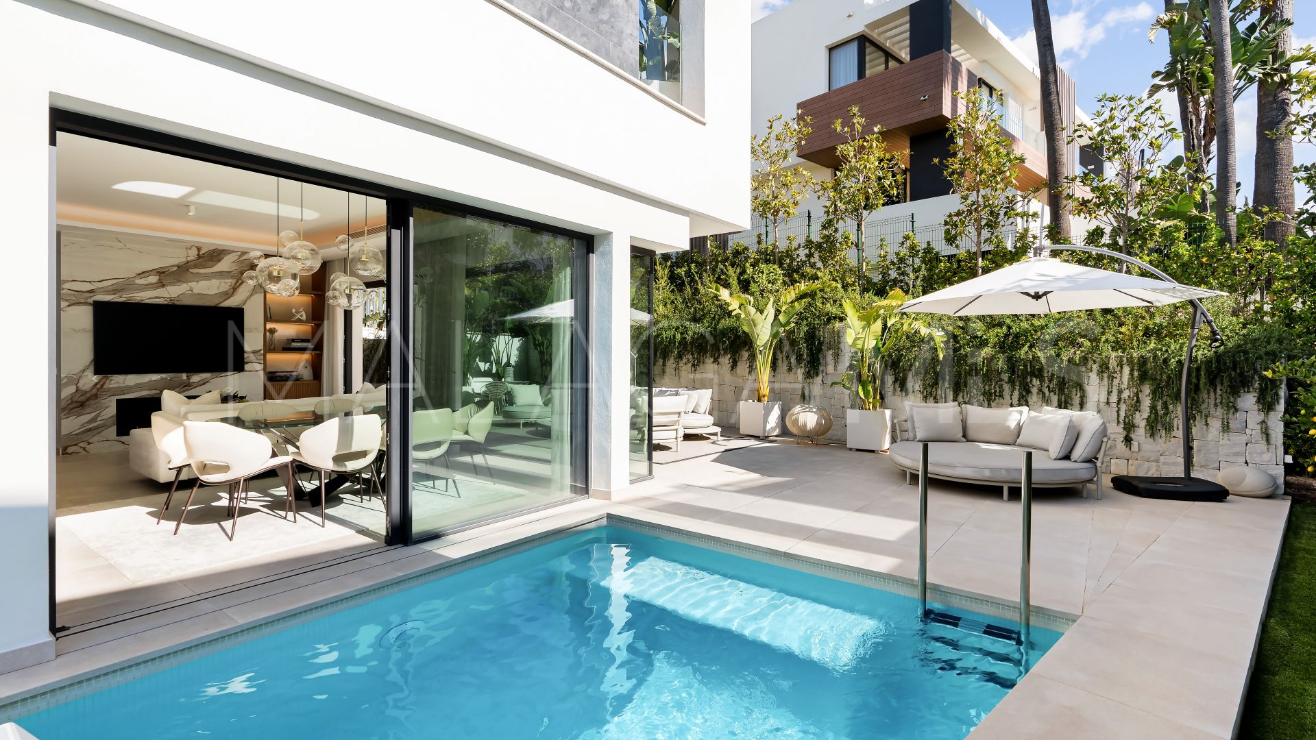 For sale Sierra Blanca villa