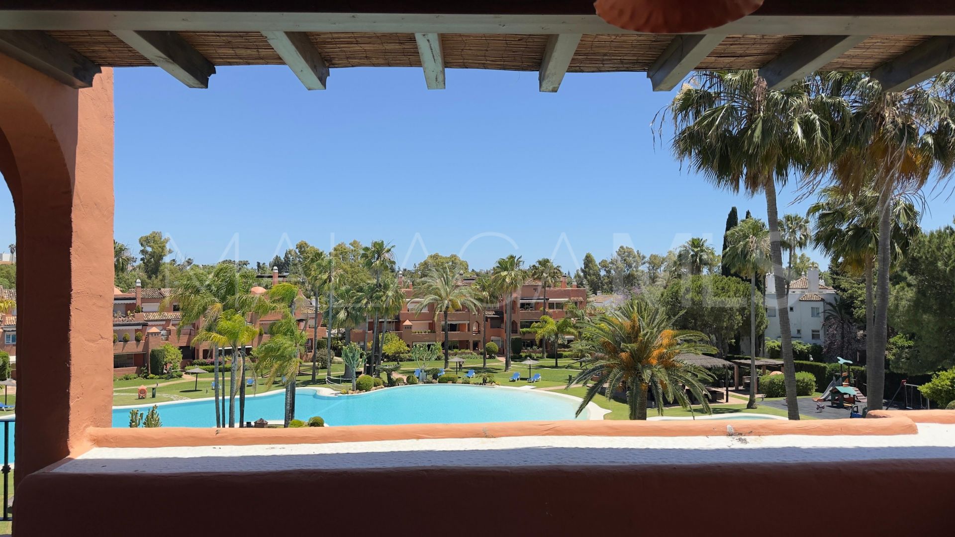 Takvåning for sale in Guadalmina Baja
