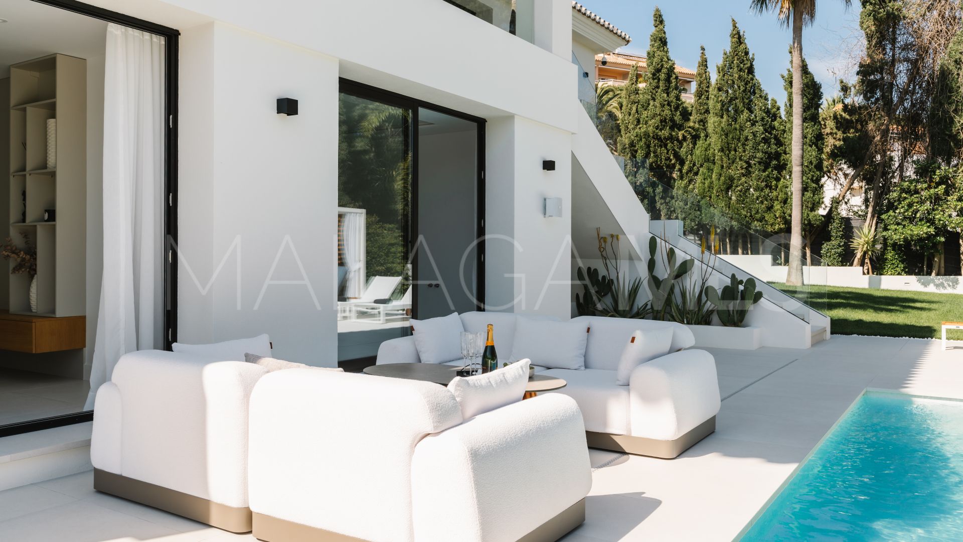 Villa for sale in Marbesa