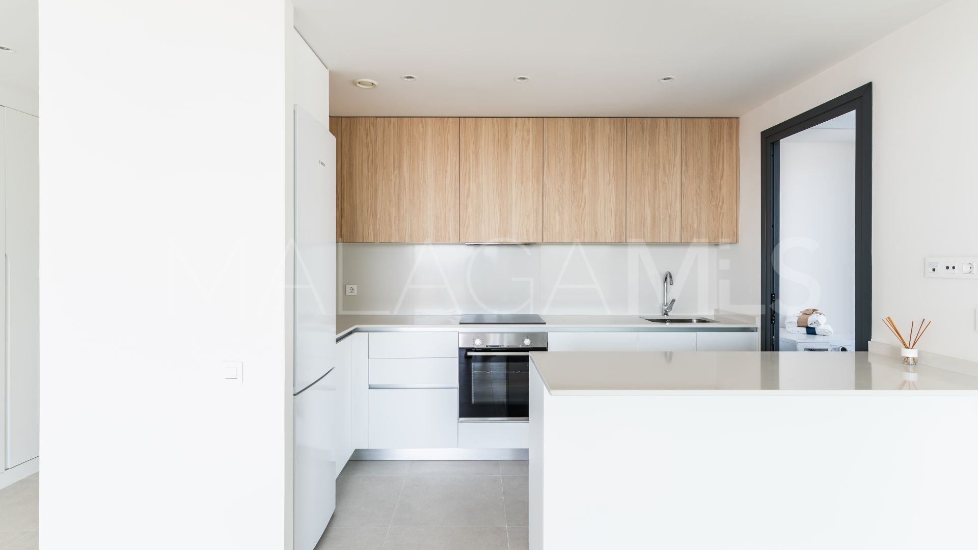 Se vende Ático in Vanian Green Village with 3 bedrooms